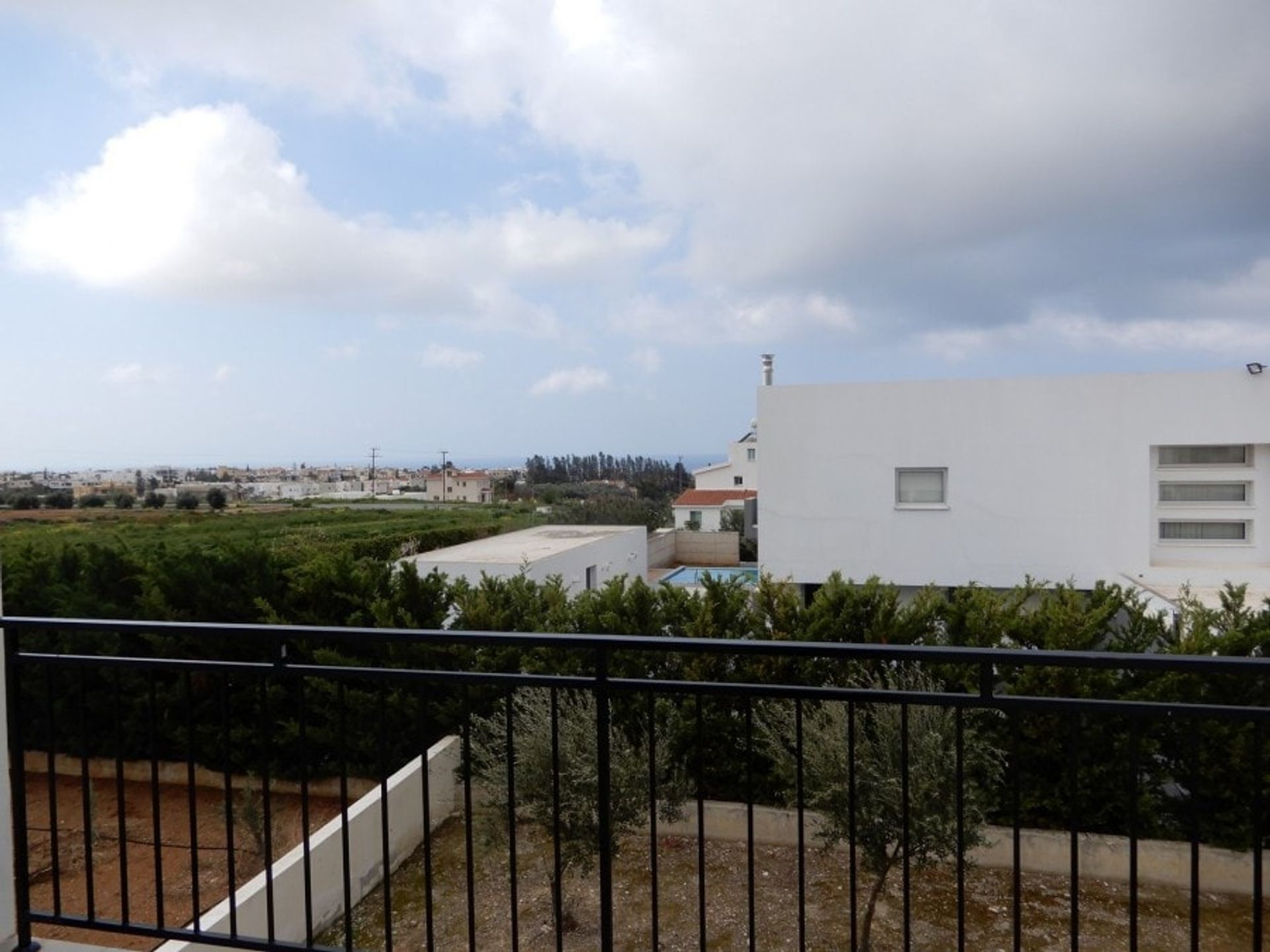 Hus i Emba, Paphos 10752096