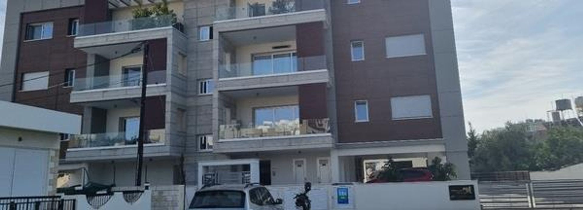 Condominium in Mesa Geitonia, Limassol 10752184