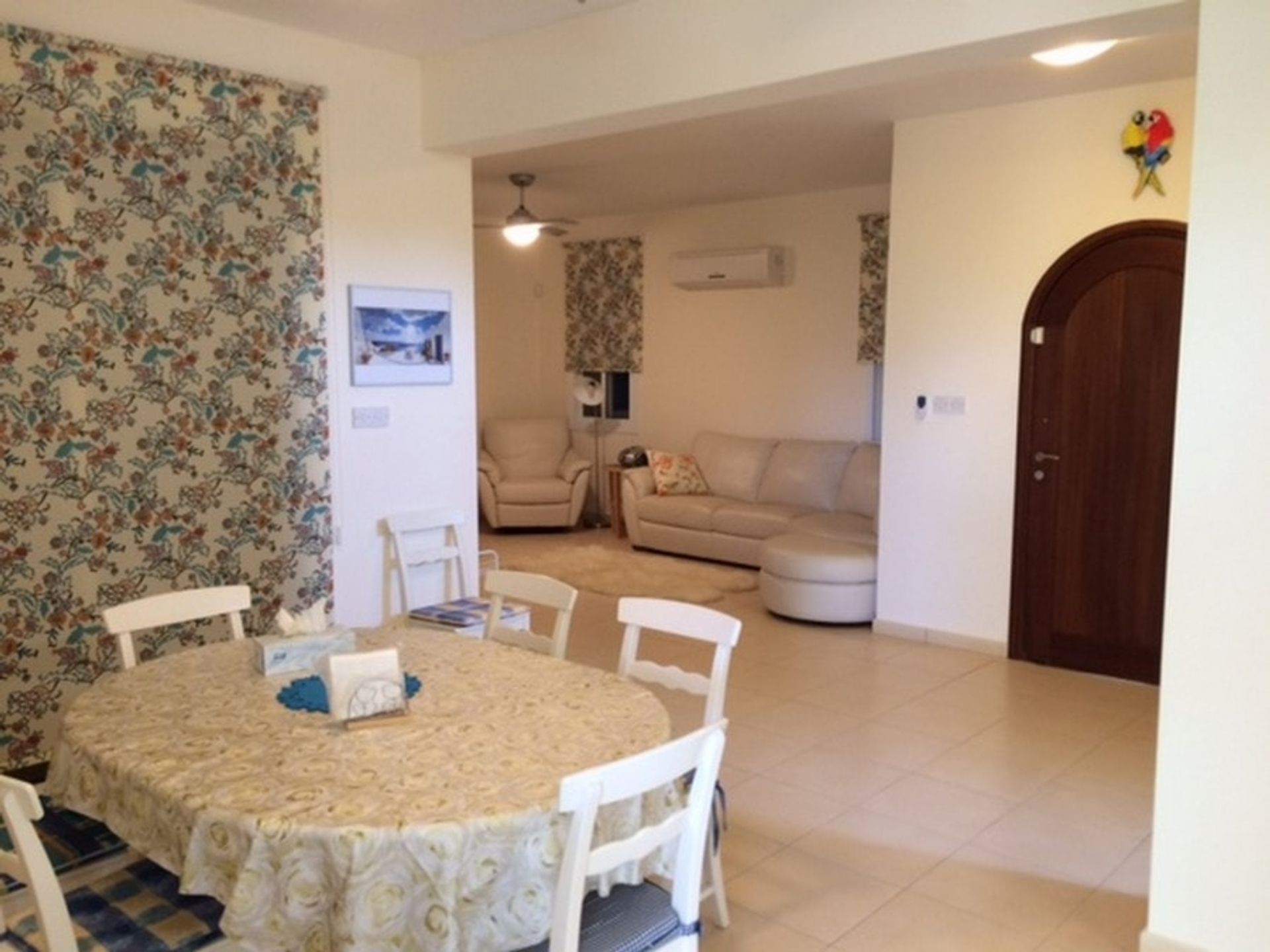 rumah dalam Perivolia, Larnaca 10752591