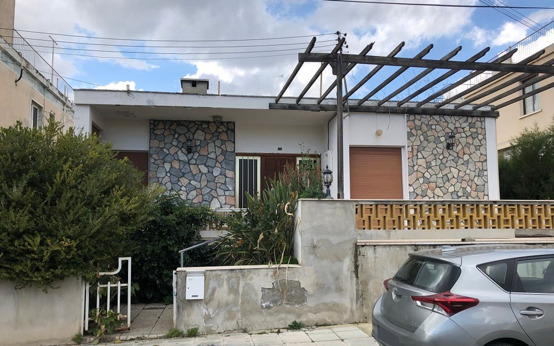 Teollinen sisään Kato Polemidia, Limassol 10753229