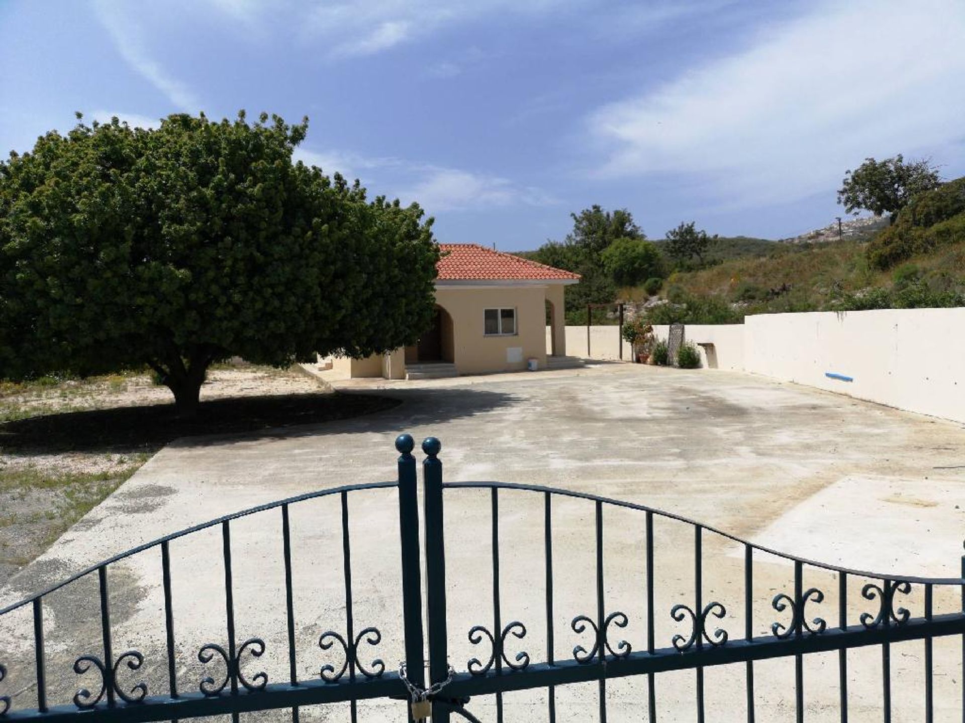 بيت في Pissouri, Limassol 10753436