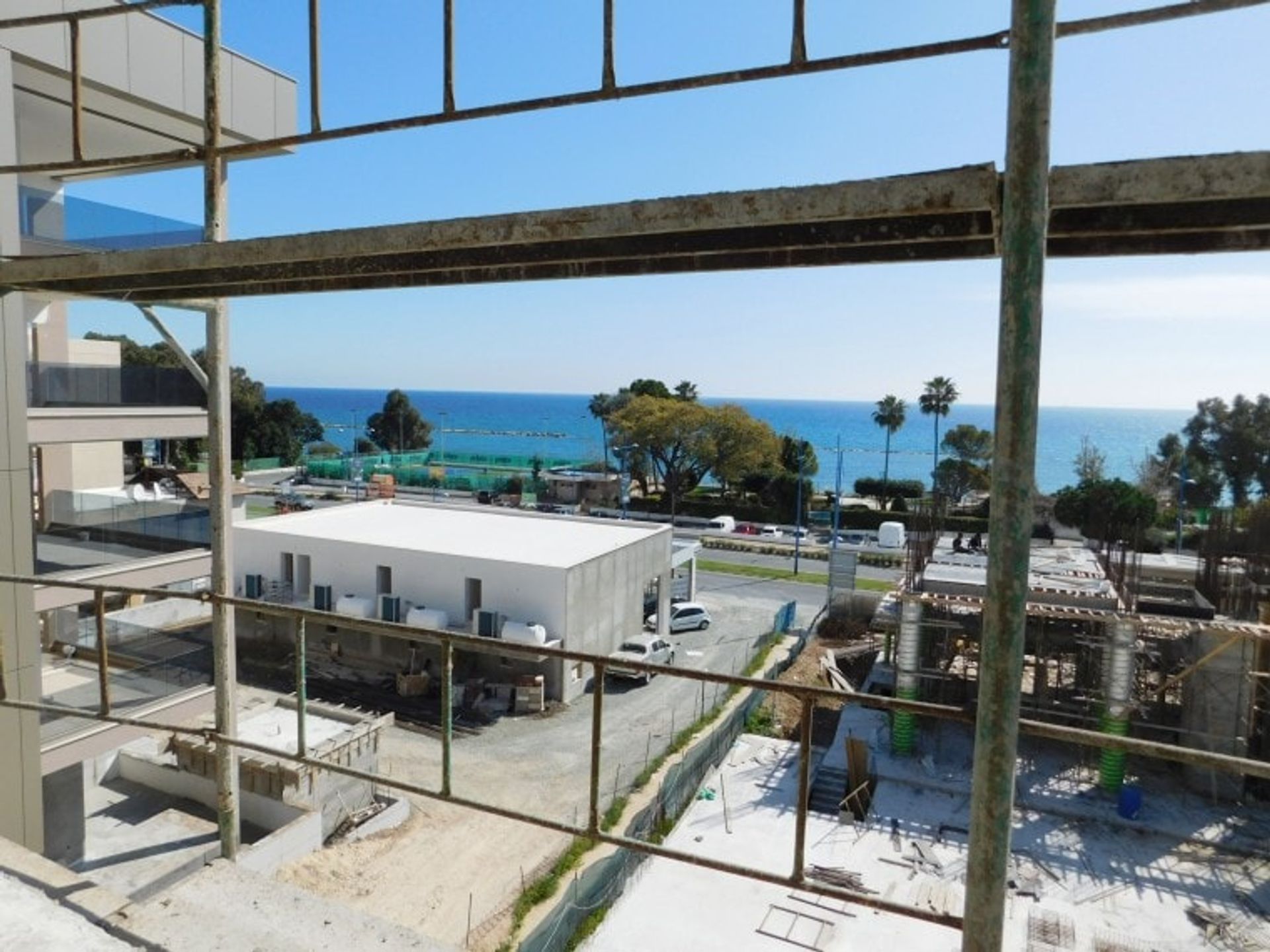 Condominium dans Agios Tychon, Limassol 10753499