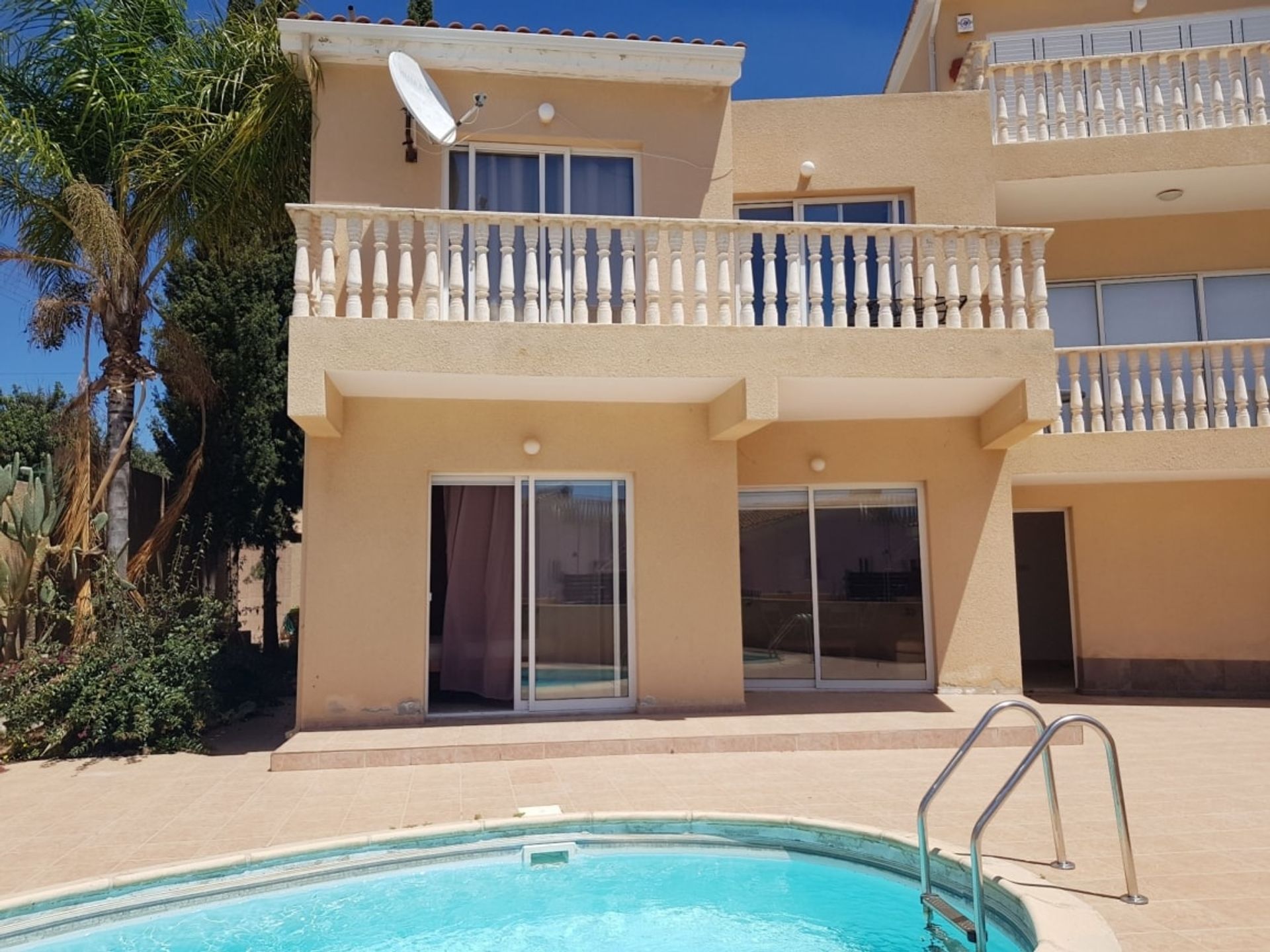 Condominium in Peyia, Paphos 10753606