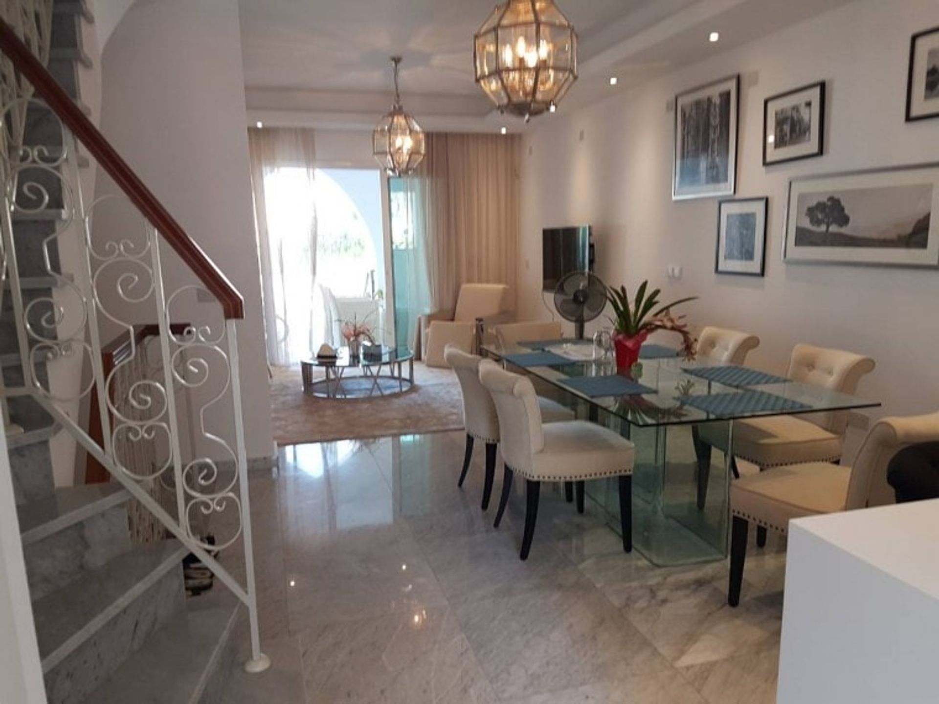 rumah dalam Limassol, Lemesos 10753620