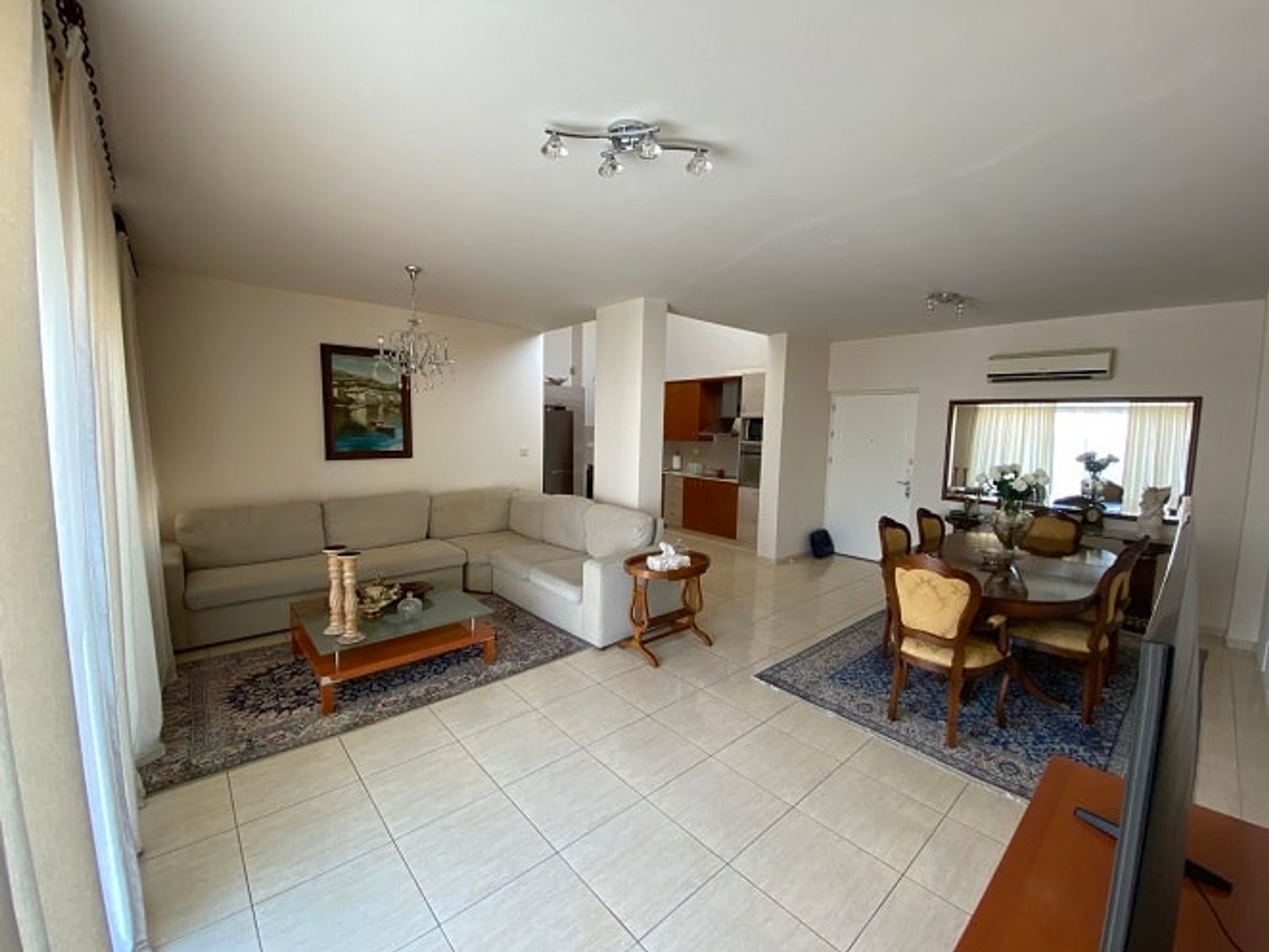 Condominium in Agios Athanasios, Limassol 10754174