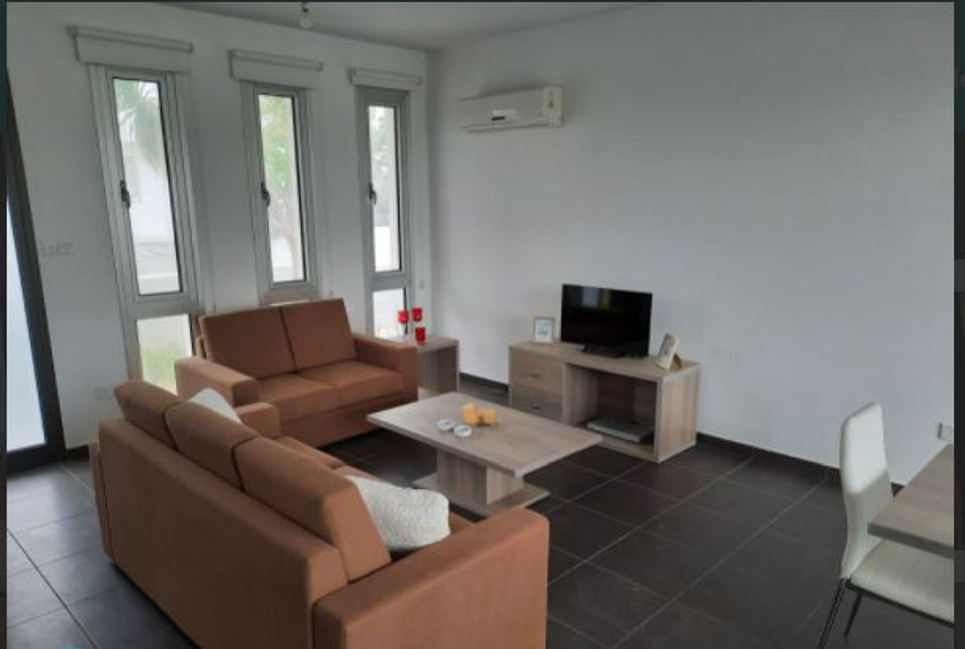 Rumah di Meneou, Larnaca 10754257