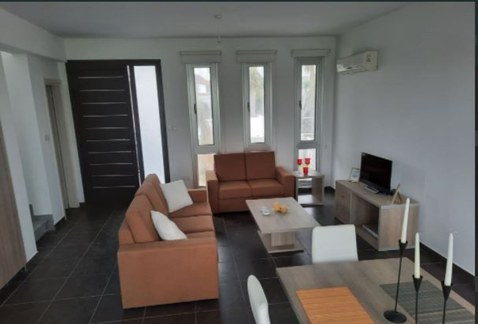 Rumah di Meneou, Larnaca 10754257