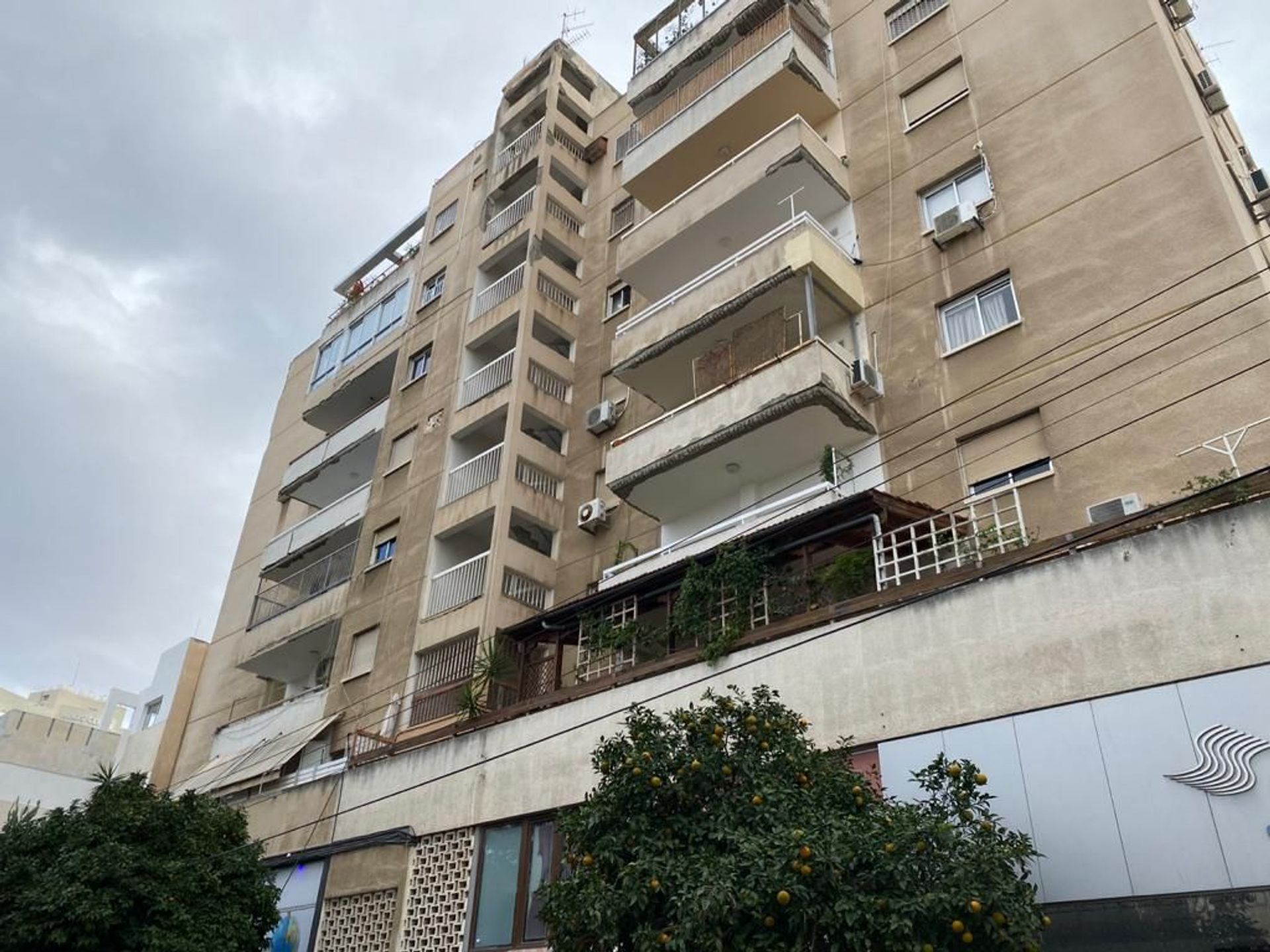 Condominio en Nicosia, Lefkosia 10754259