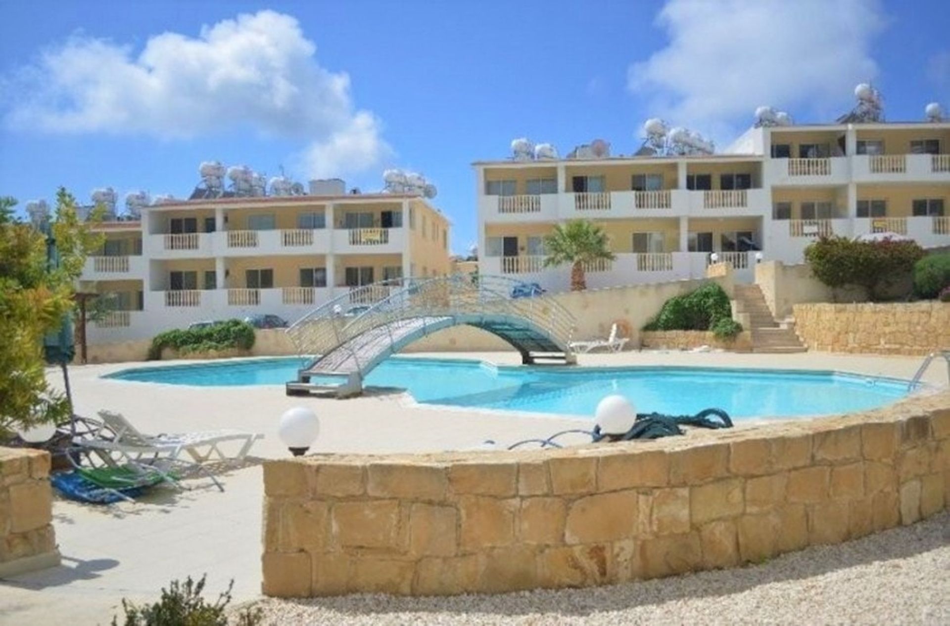 Condominium in Peyia, Paphos 10754278