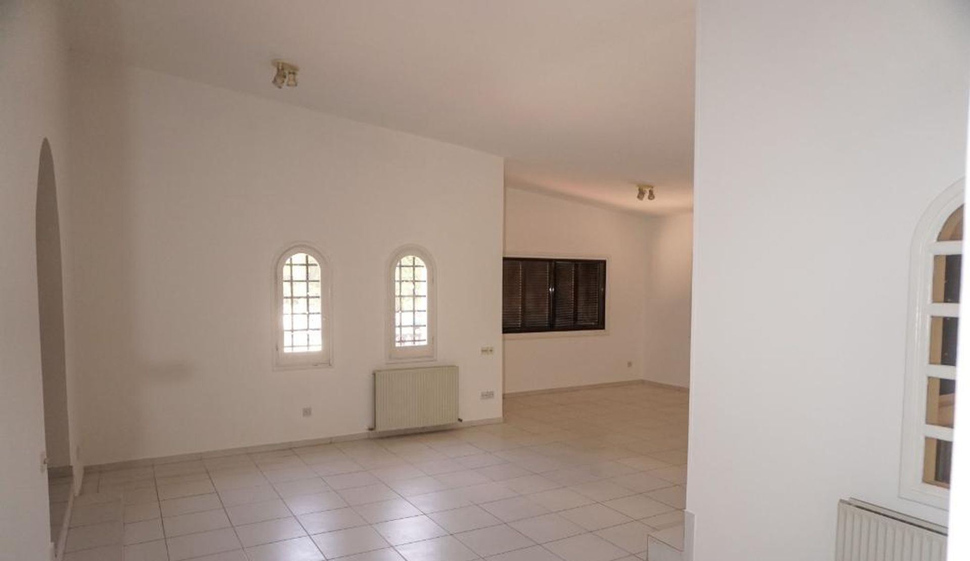 rumah dalam Nicosia, Lefkosia 10754405