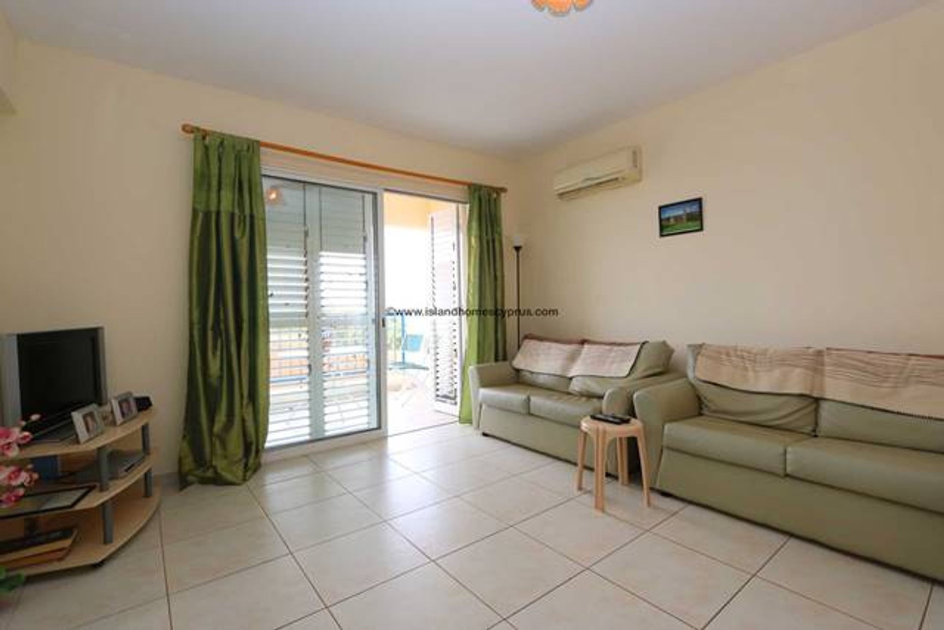 Condominium in Paralimni, Ammochostos 10754473