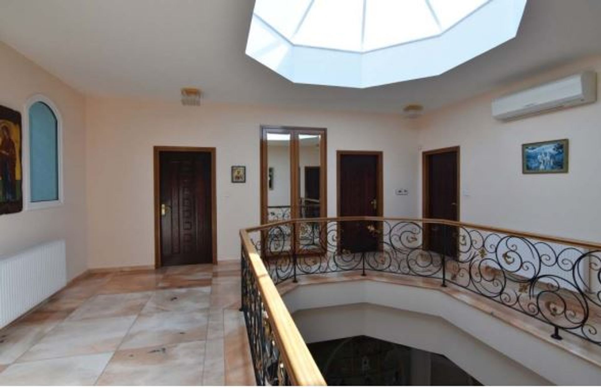 Huis in Mouttagiaka, Limassol 10754557