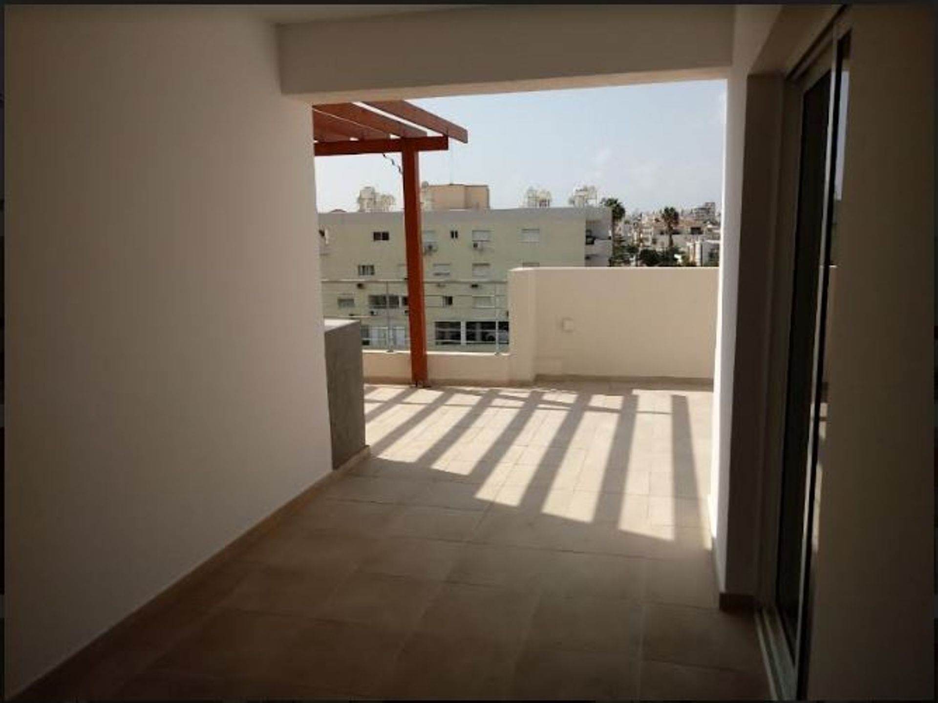 Condominio nel Mesa Geitonia, Lemesos 10754709