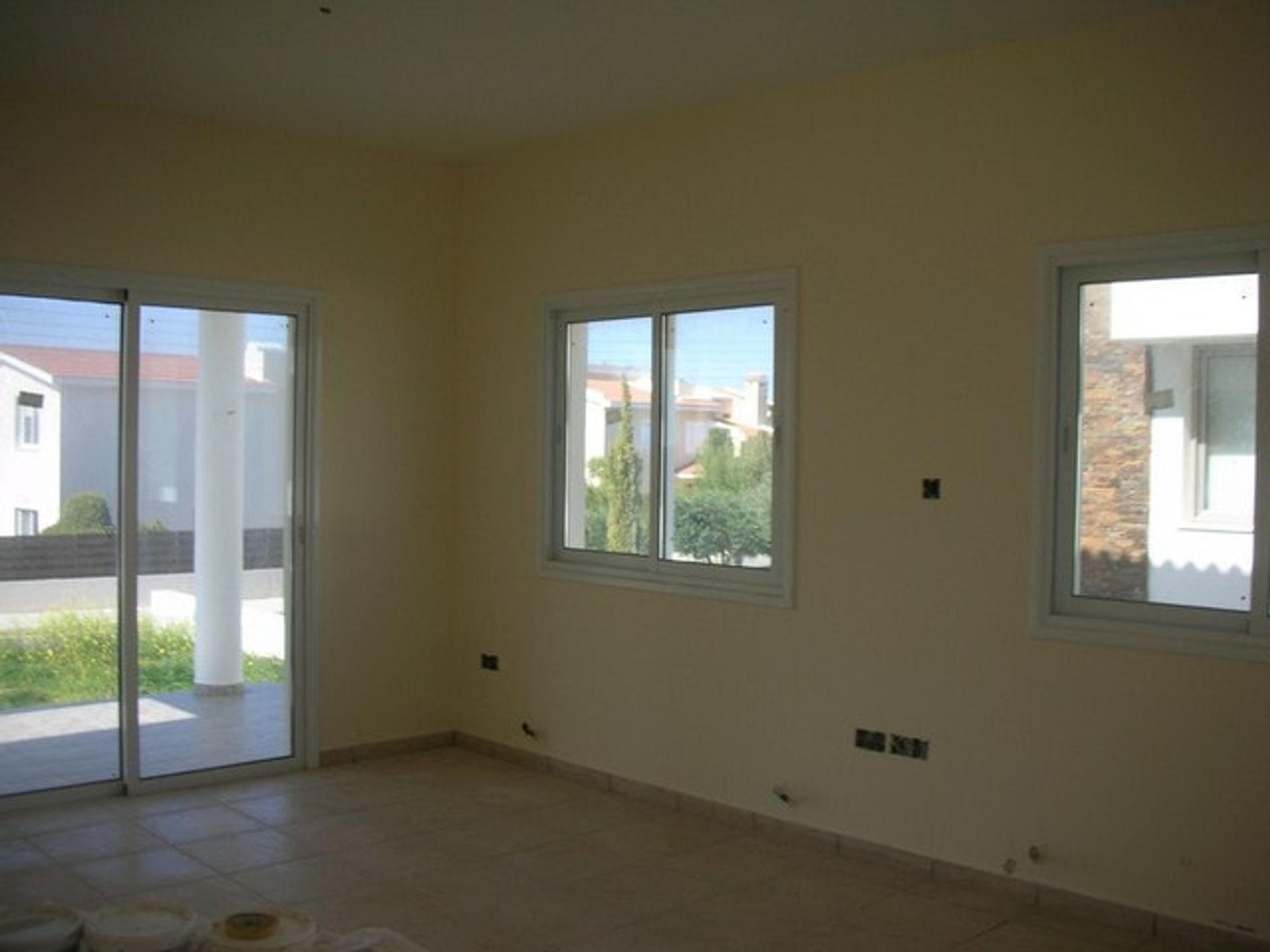 House in Soularavia, Lemesos 10754803