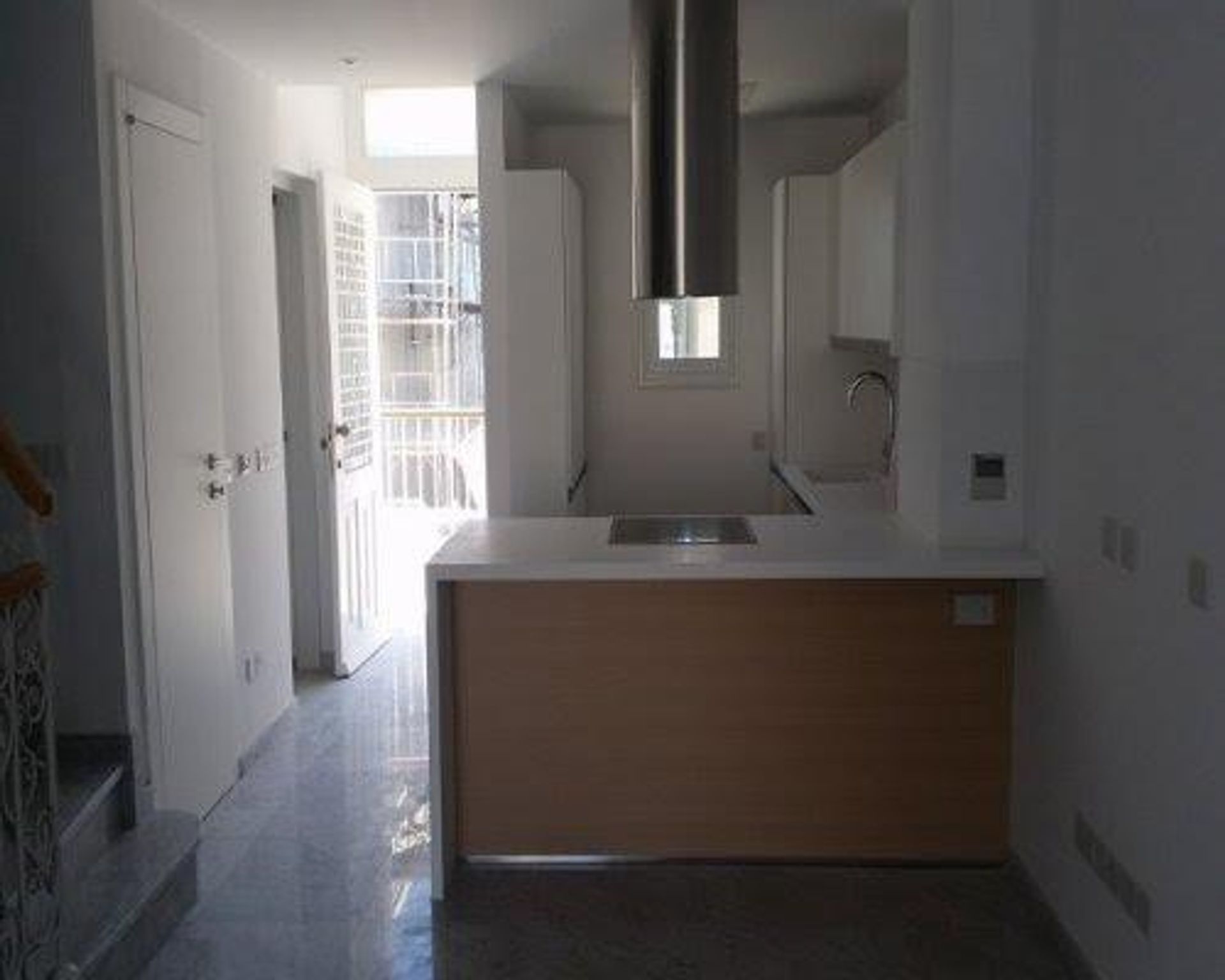 rumah dalam Limassol, Lemesos 10754999