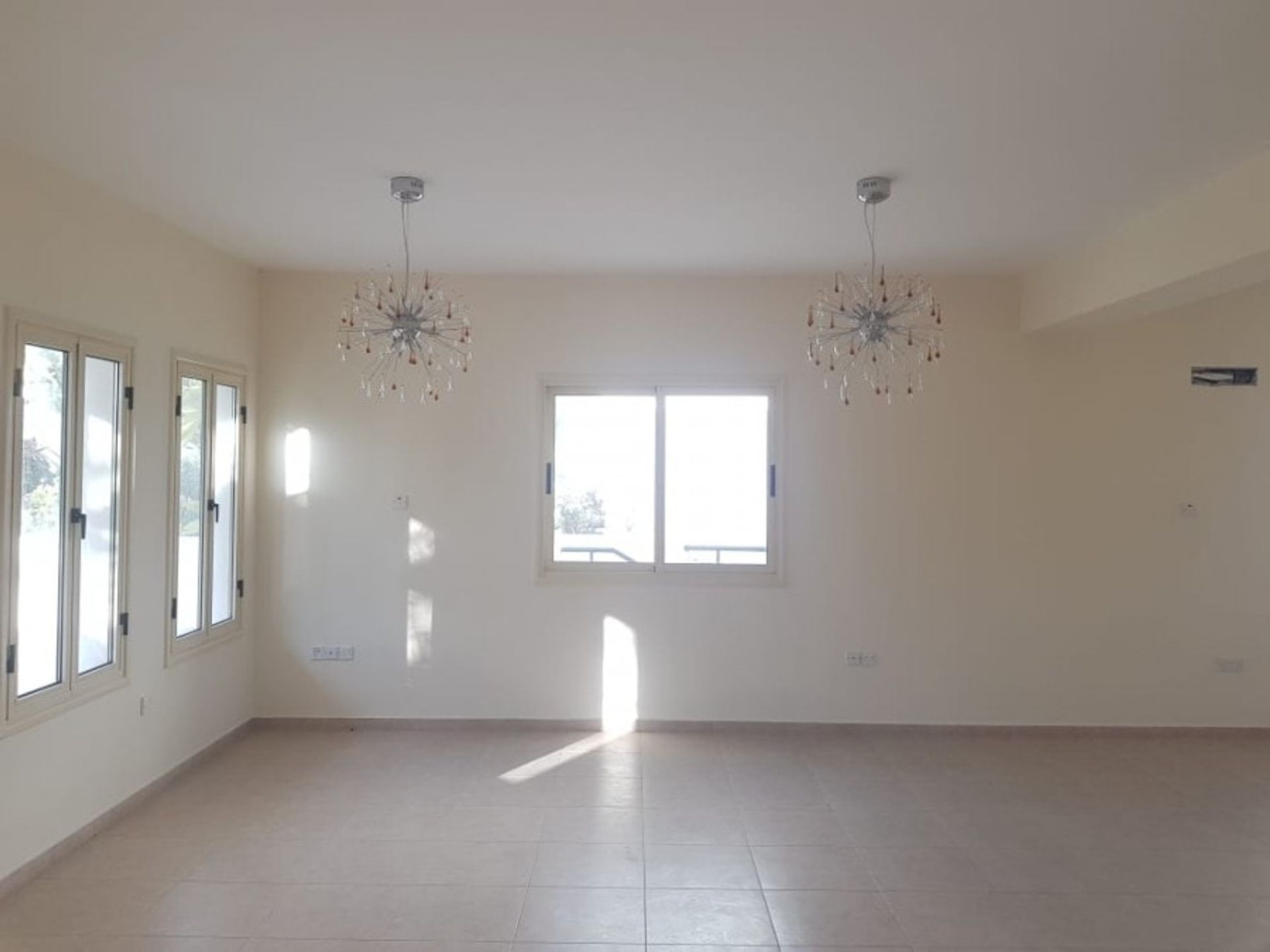 Hus i Timi, Paphos 10755300