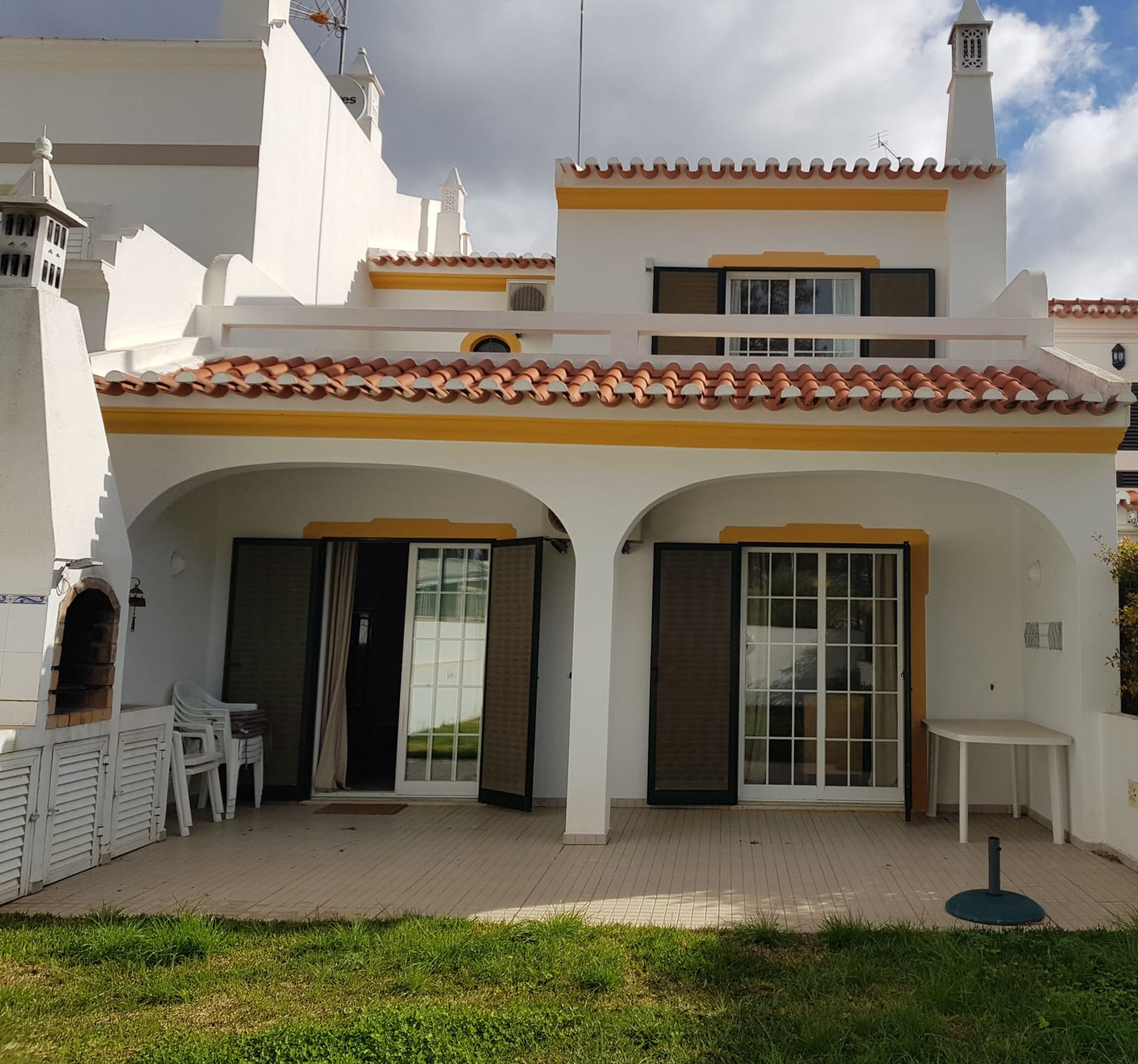 Talo sisään Vila Real de Santo António, Faro District 10757042