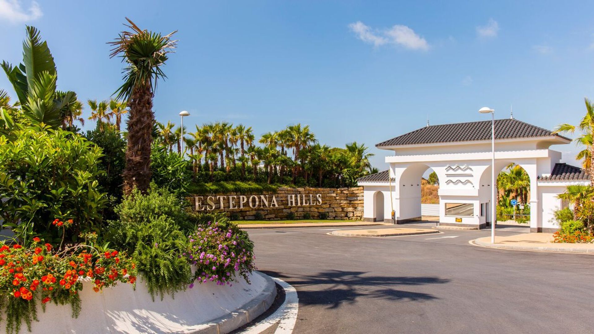 公寓 在 Estepona, Andalucía 10757060