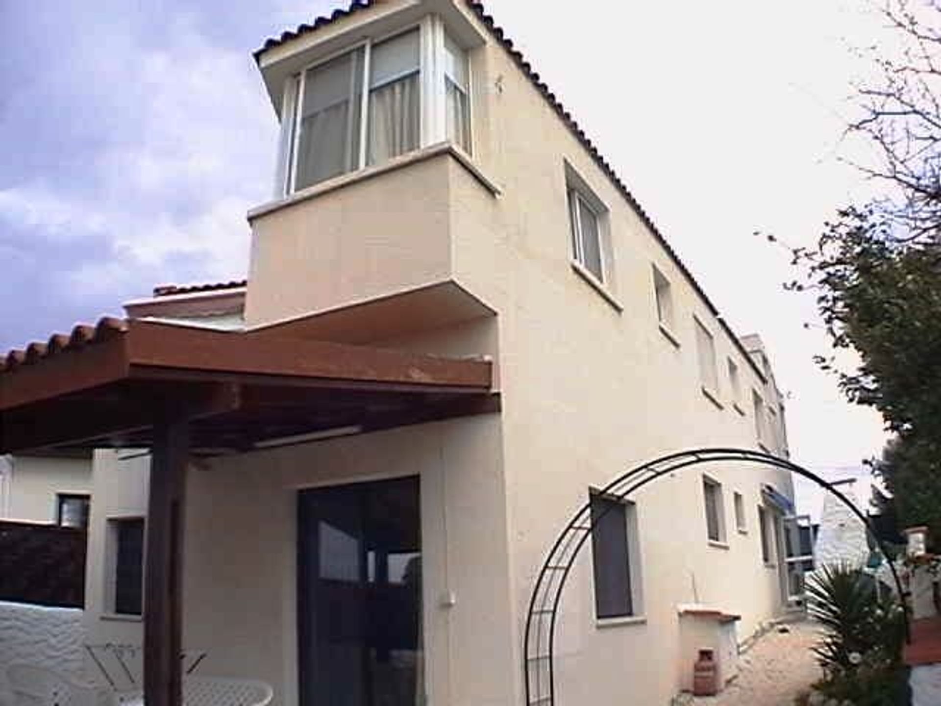 קוֹנדוֹמִינִיוֹן ב Limassol, Limassol 10757206