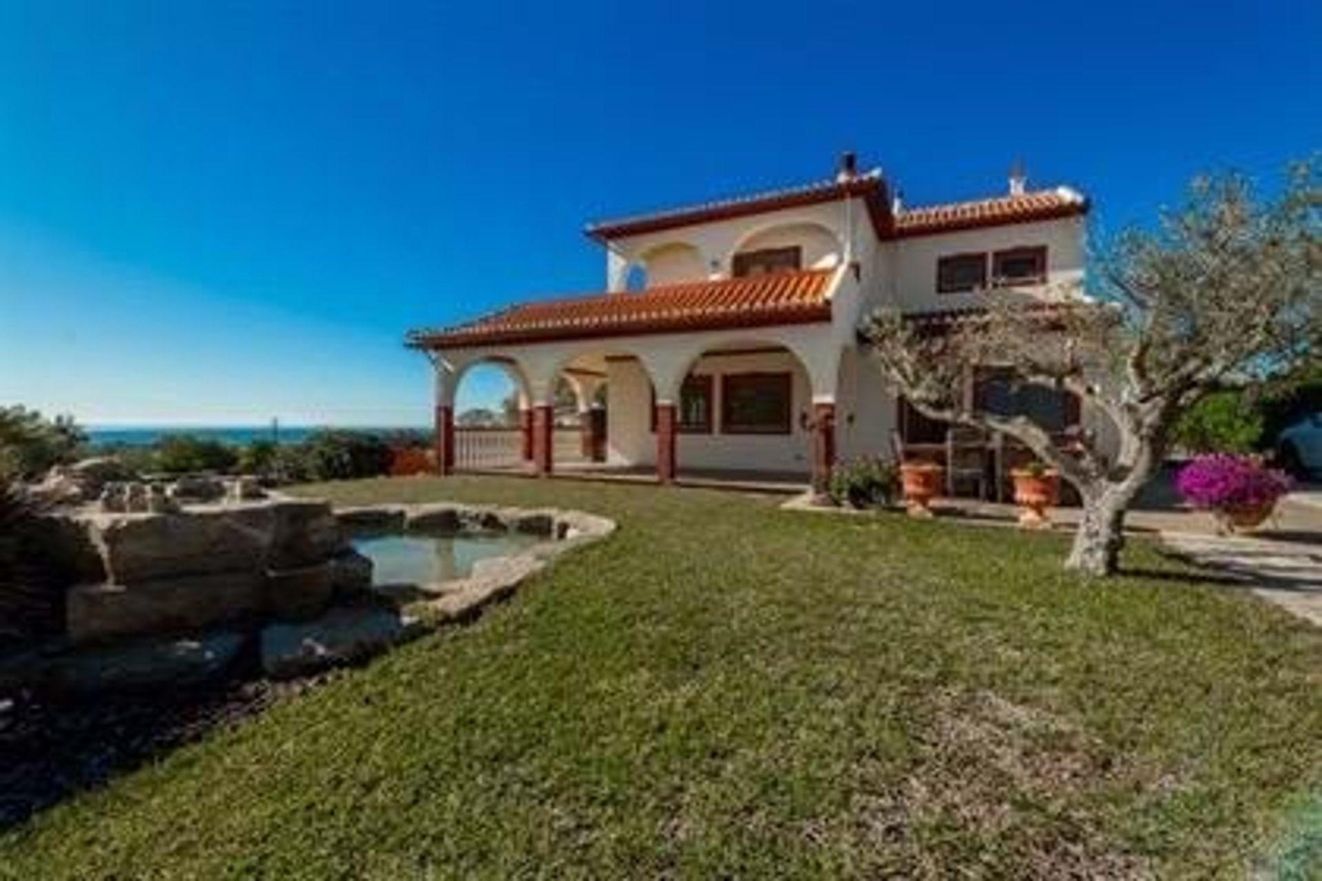 House in Lagoa, Faro 10757495