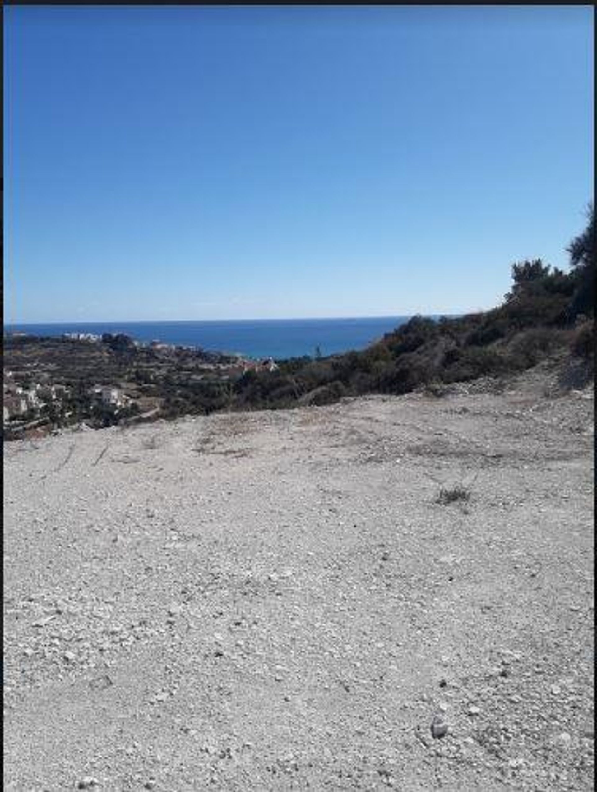 Land im Agios Tychon, Larnaka 10758070