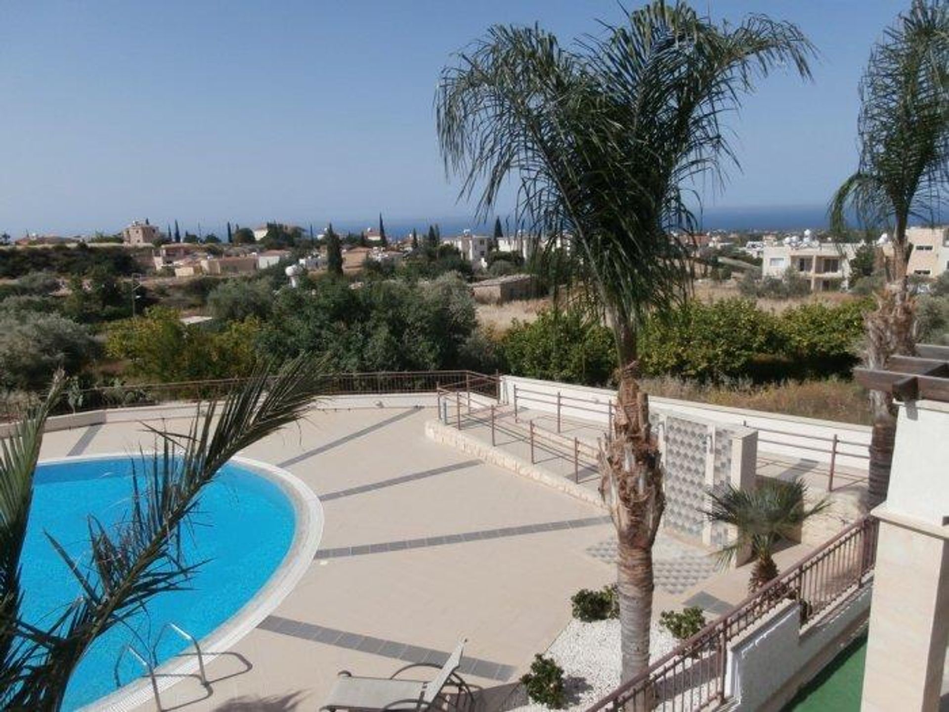 Condominium dans Peyia, Paphos 10758128