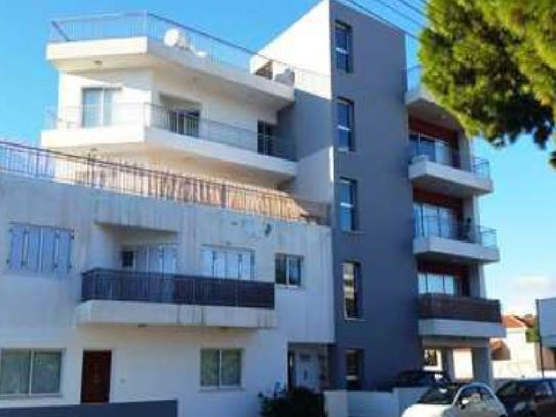 Condominium in Geroskipou, Pafos 10758637