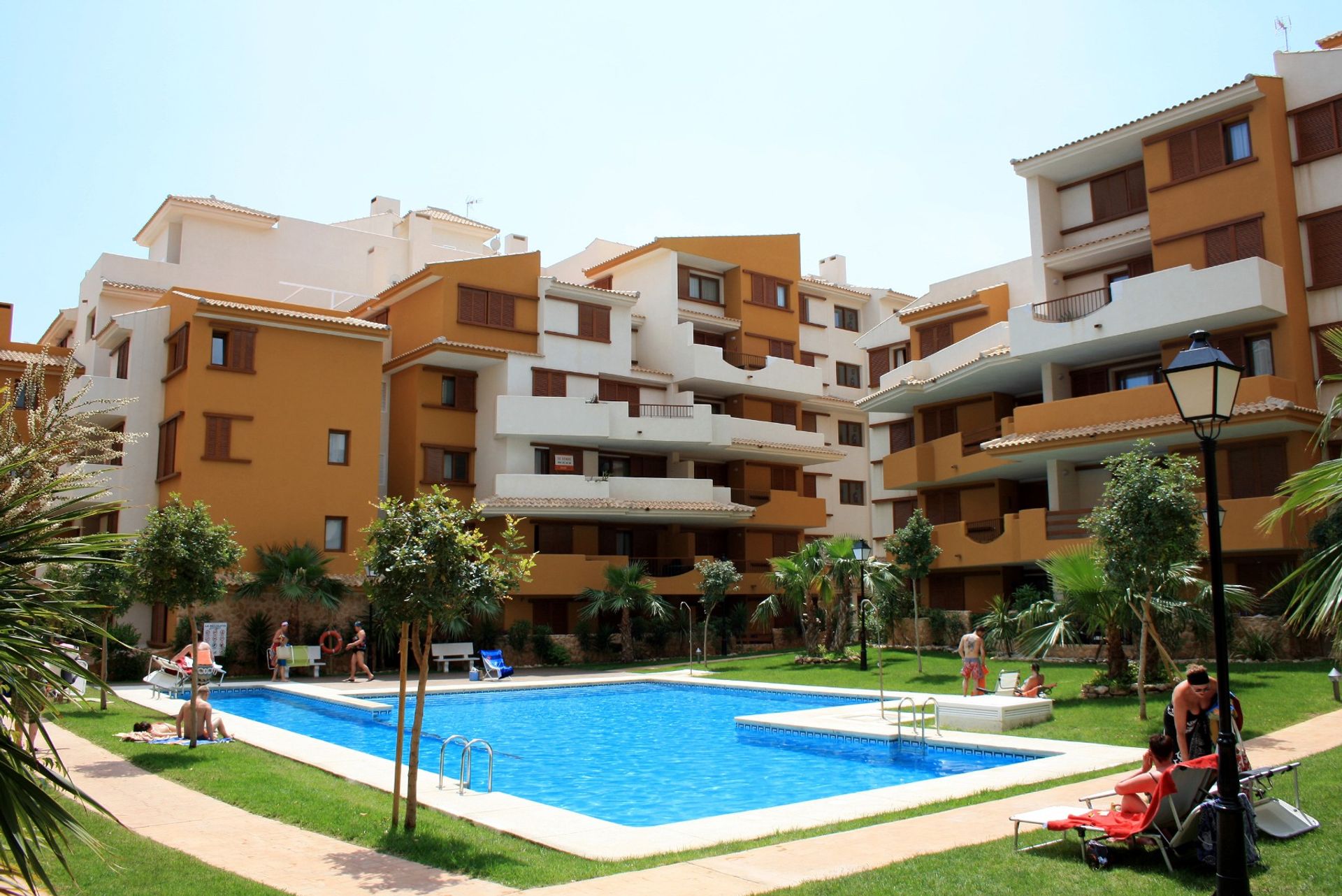 Condominium in Campoamor, Valencia 10758682