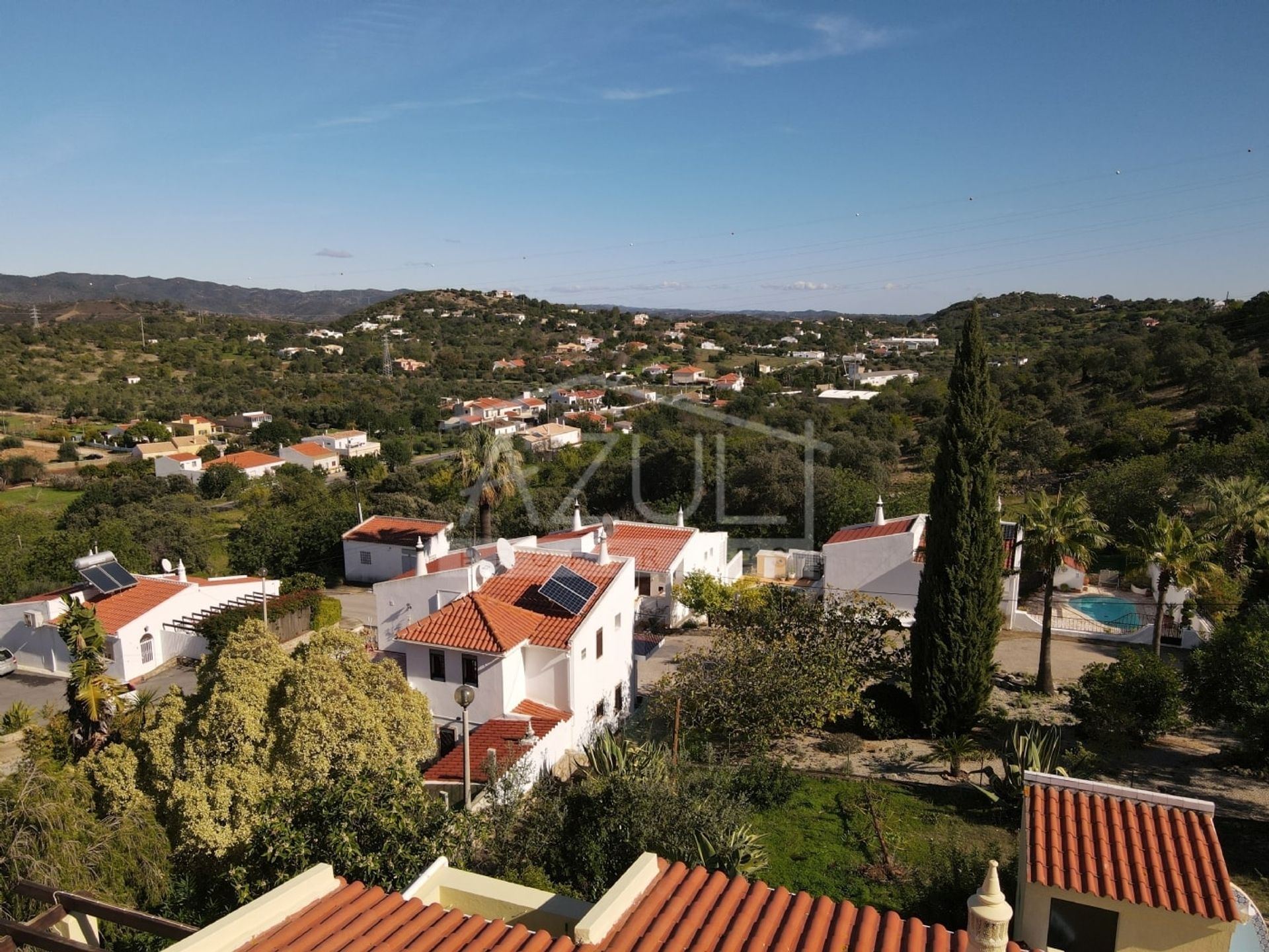 House in São Brás de Alportel, Faro District 10758701