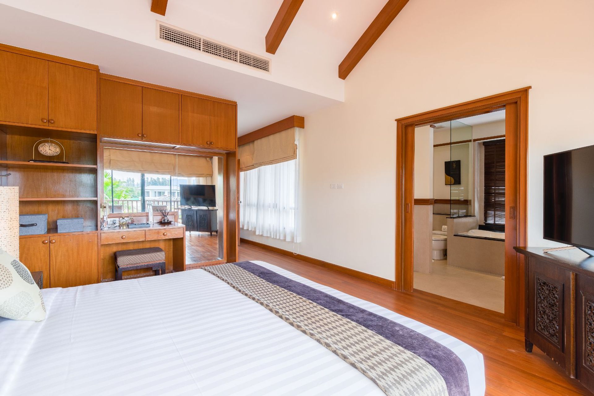 σπίτι σε Choeng Thale, Phuket 10759994