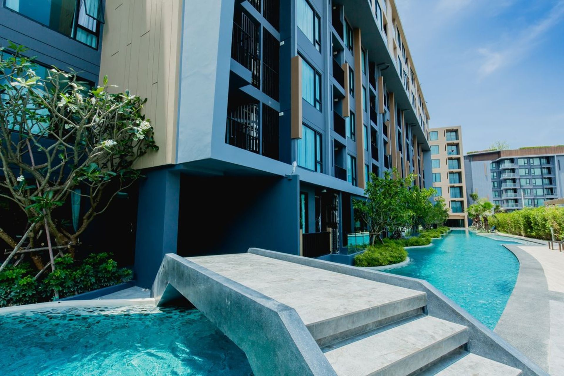 Condominium in Tambon Choeng Thale, Chang Wat Phuket 10760029