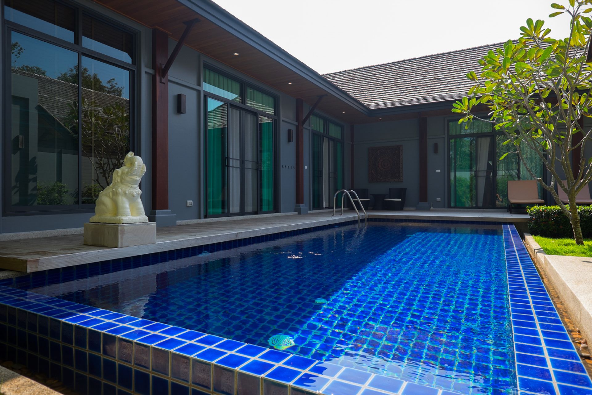 Hus i Tambon Rawai, Chang Wat Phuket 10760043