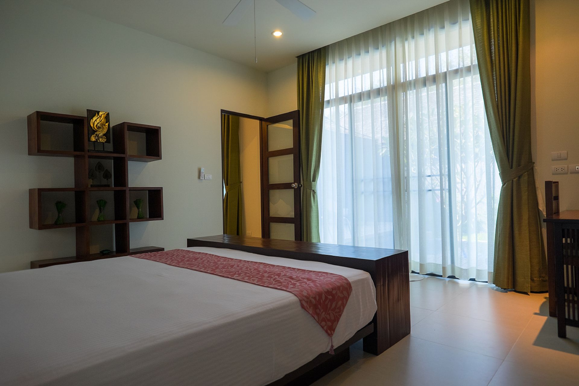 Hus i Tambon Rawai, Chang Wat Phuket 10760043