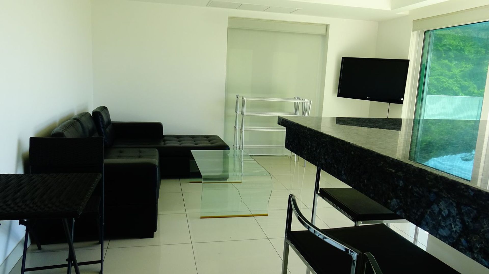 Condominium in Ban Kata, Phuket 10760051