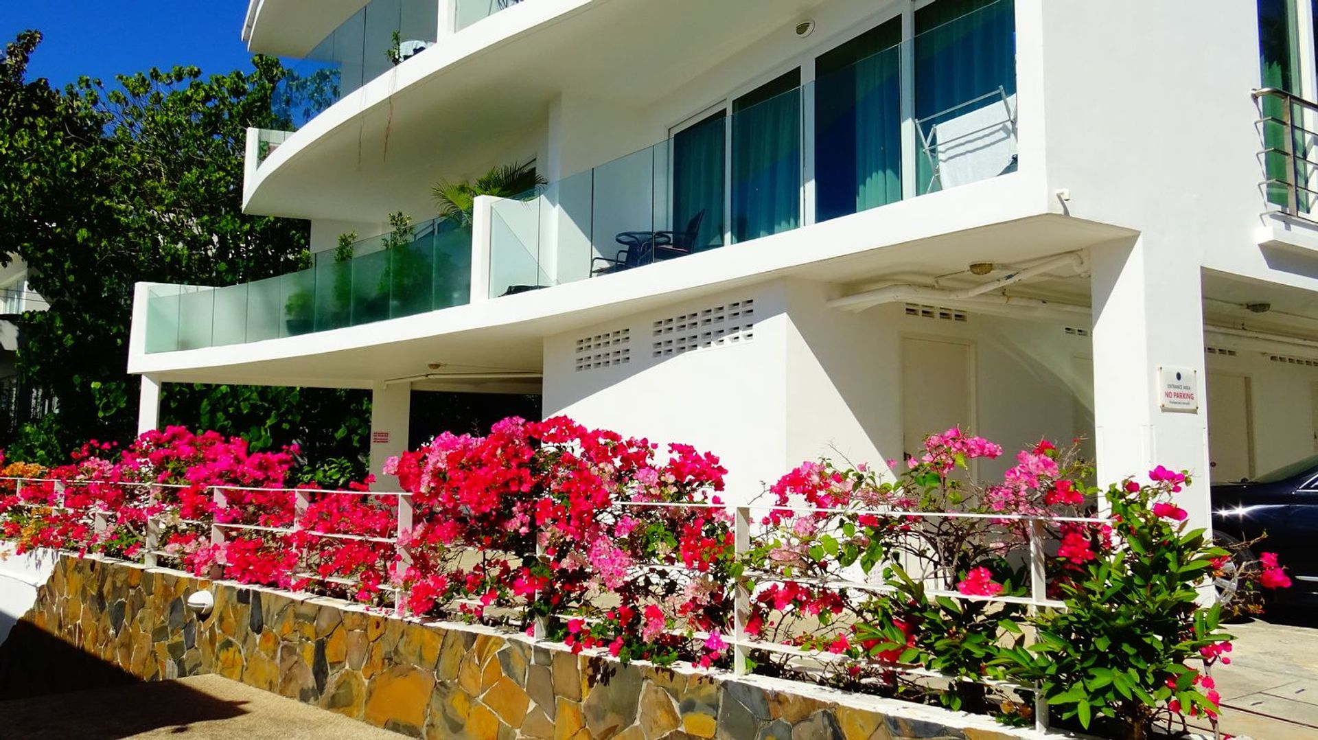 Condominium in Ban Kata, Phuket 10760052