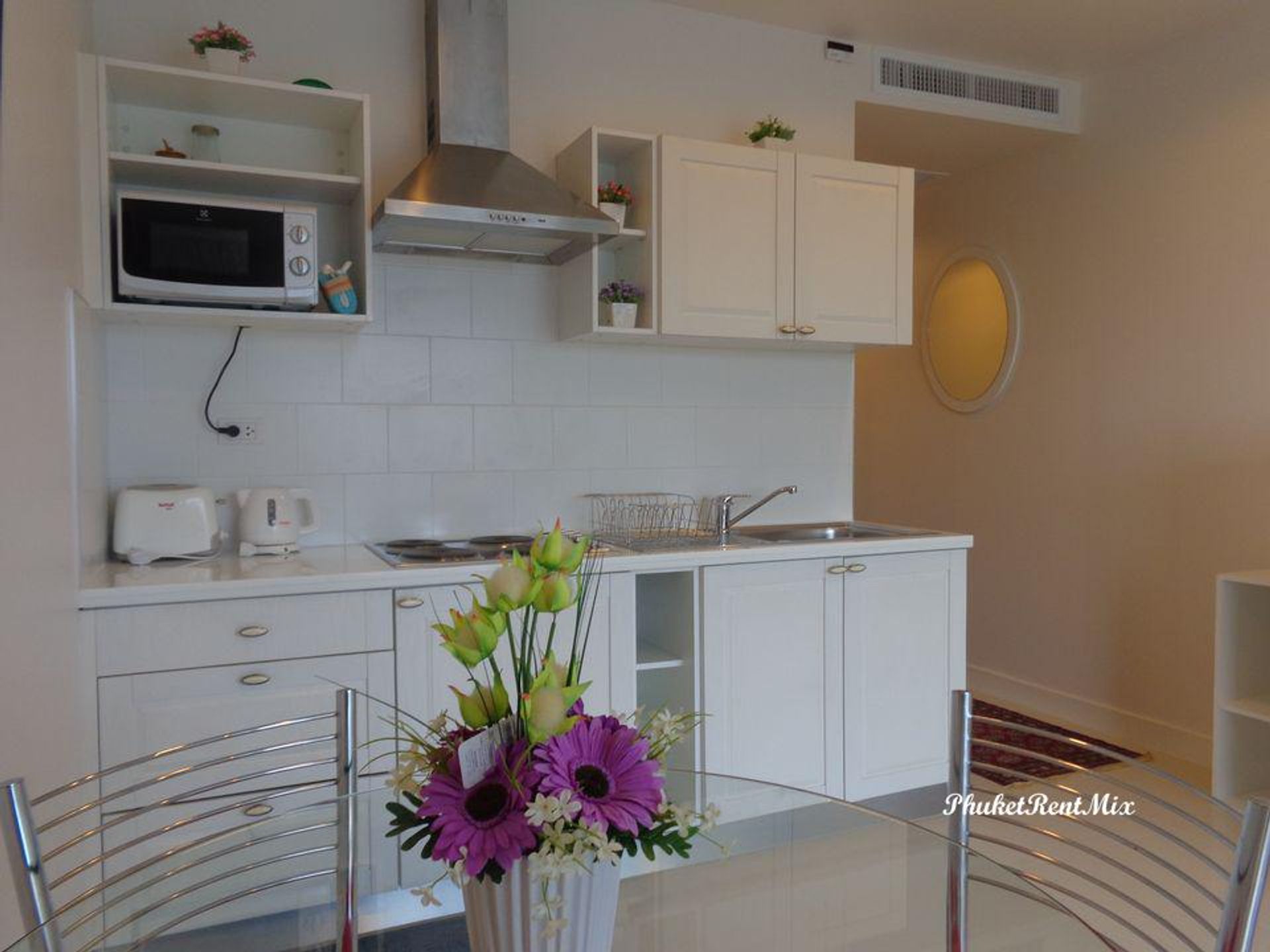 Condominium in Tambon Karon, Chang Wat Phuket 10760067