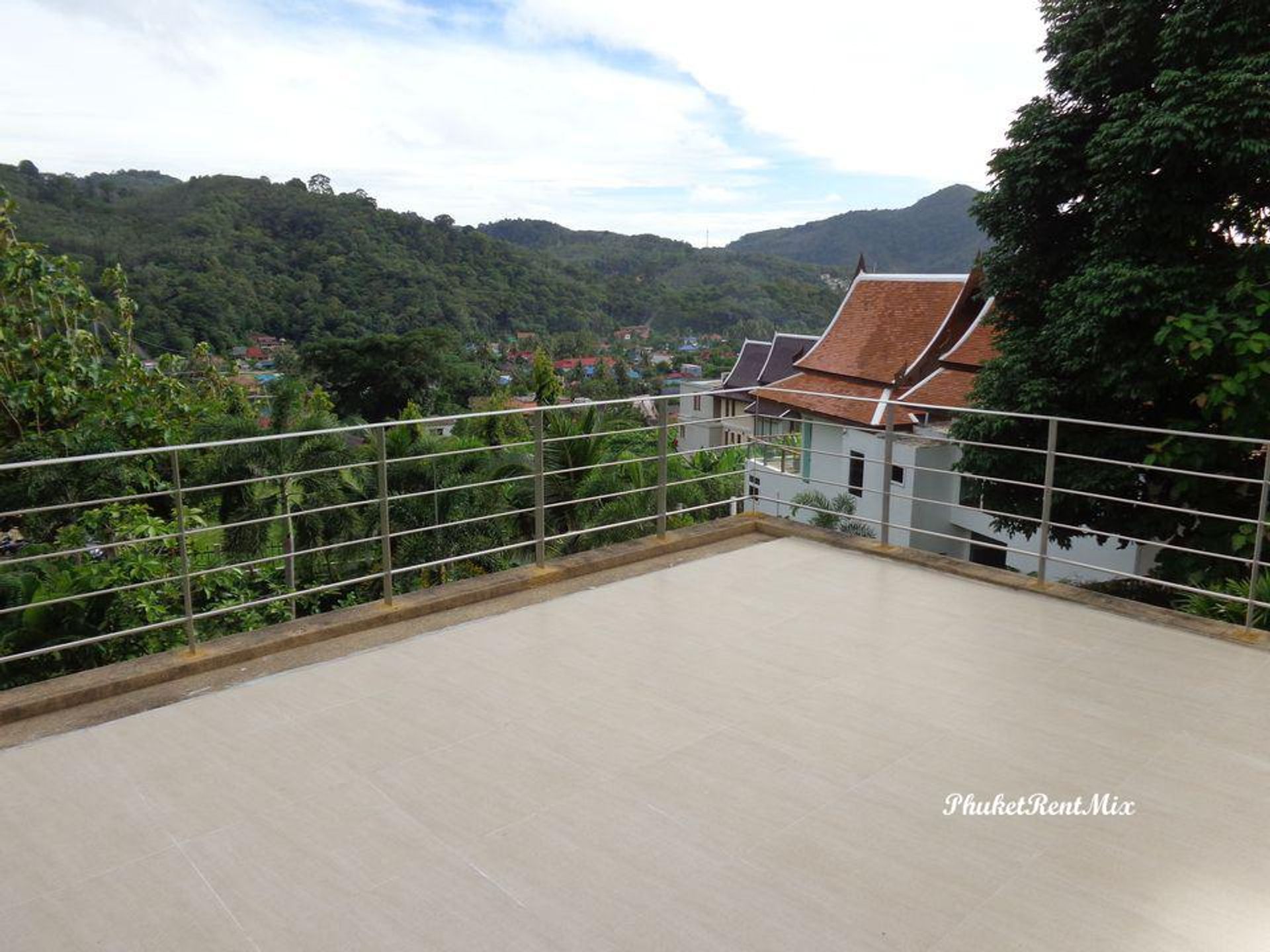 Haus im Tambon Kamala, Chang Wat Phuket 10760120