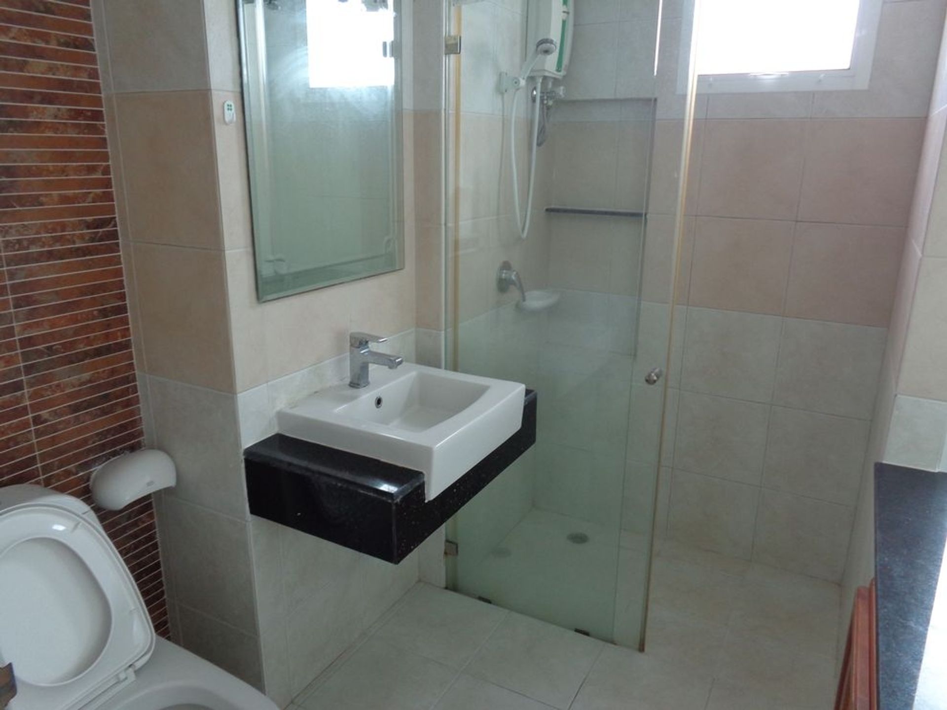 Кондоминиум в Tambon Kamala, Chang Wat Phuket 10760123