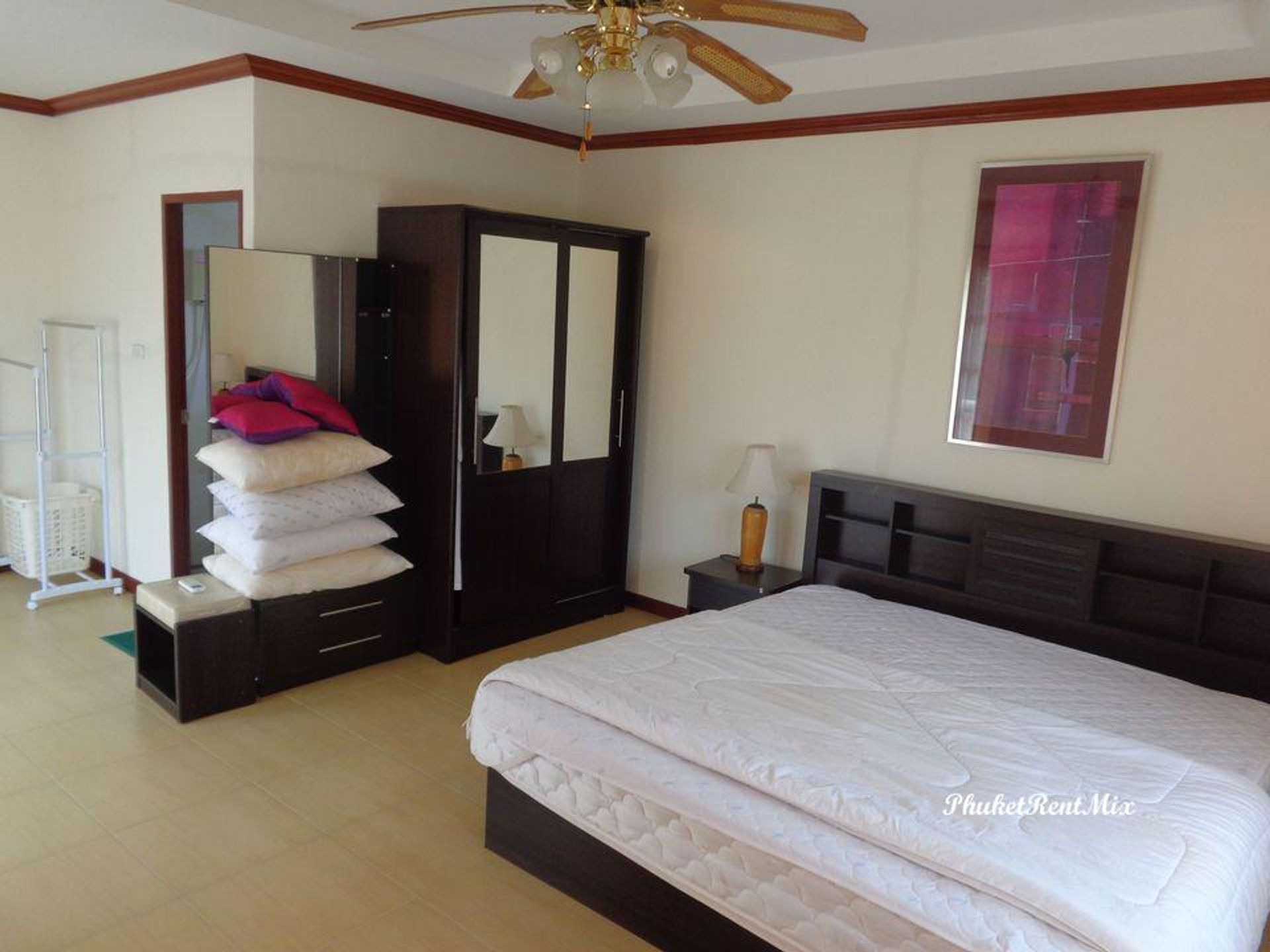 Будинок в Tambon Choeng Thale, Chang Wat Phuket 10760136