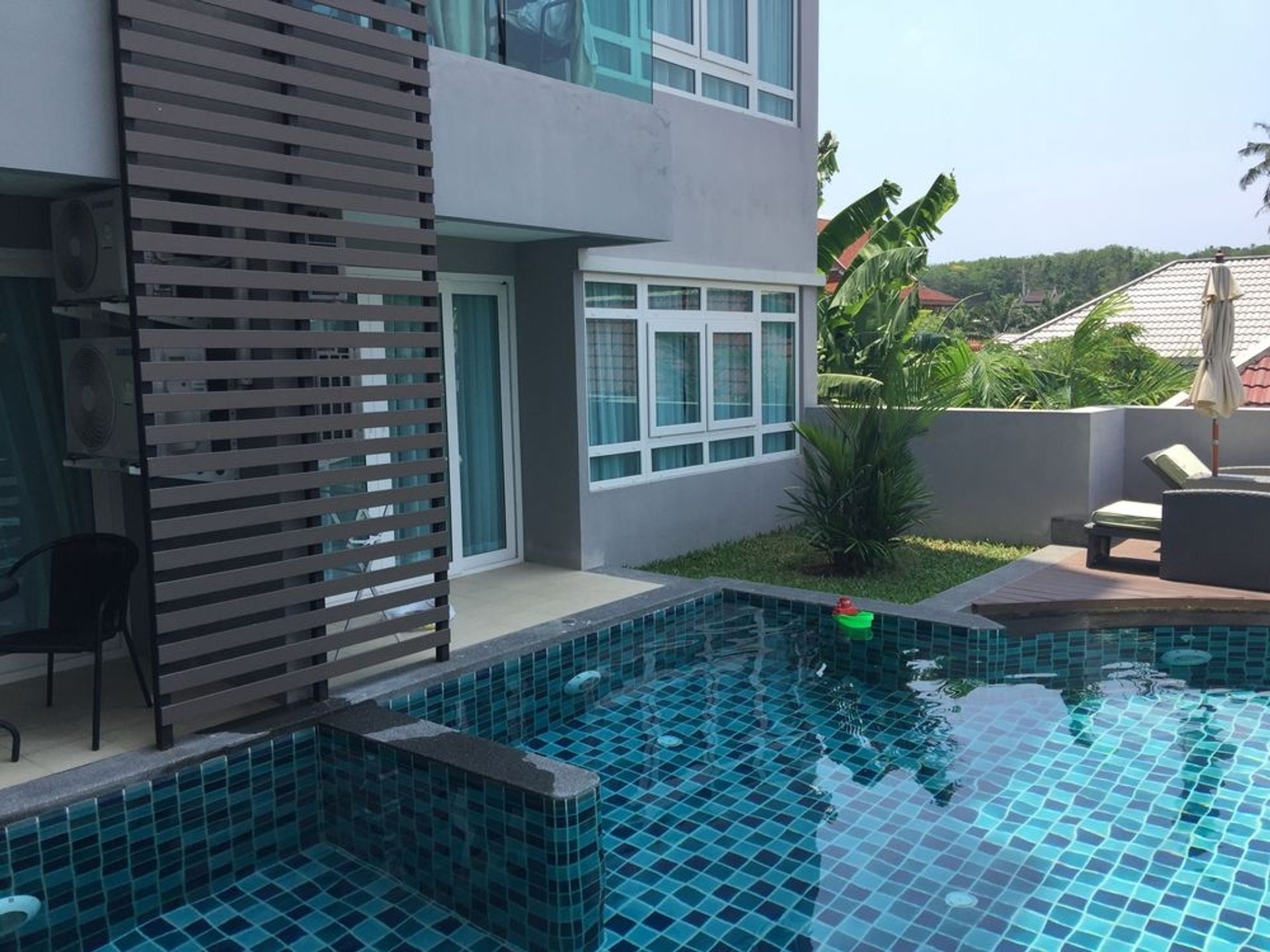 Condominium dans Ban Nai Han, Phuket 10760221