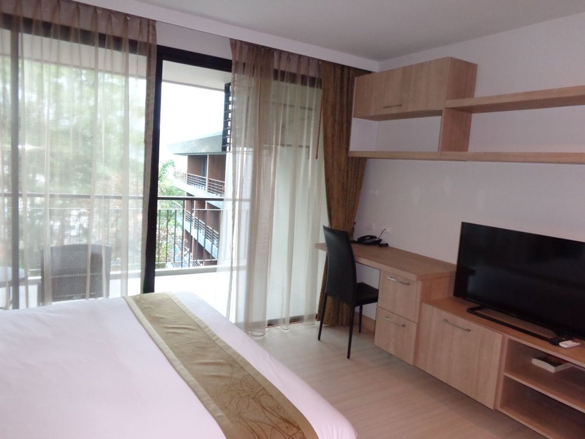 Osakehuoneisto sisään Tambon Patong, Chang Wat Phuket 10760231