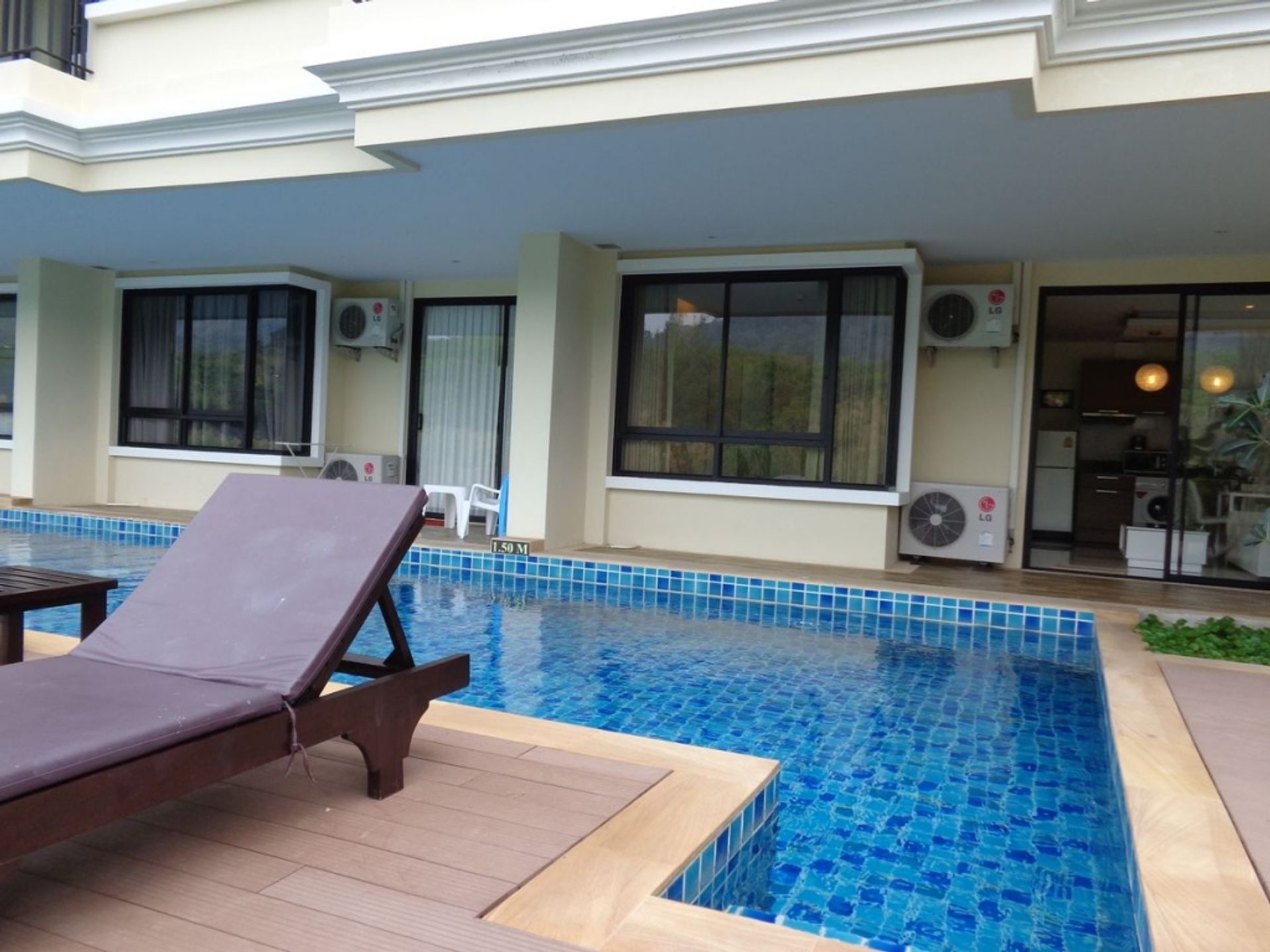 Condominium dans Mueang Phuket, Chang Wat Phuket 10760233