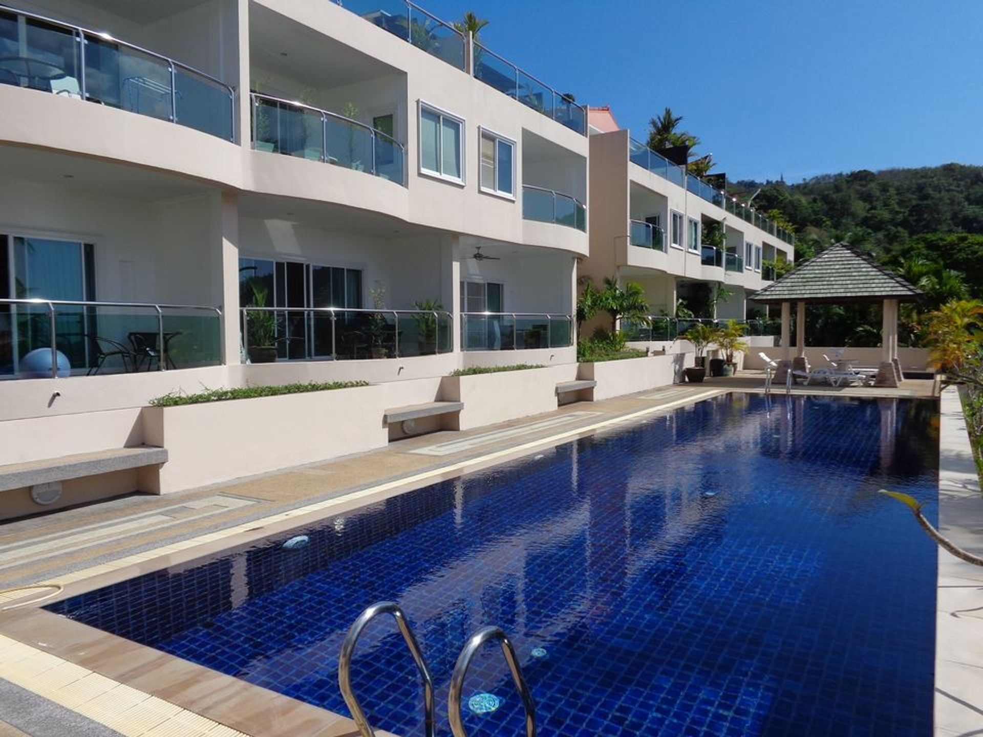 Hus i Forbyd Kata, Phuket 10760240