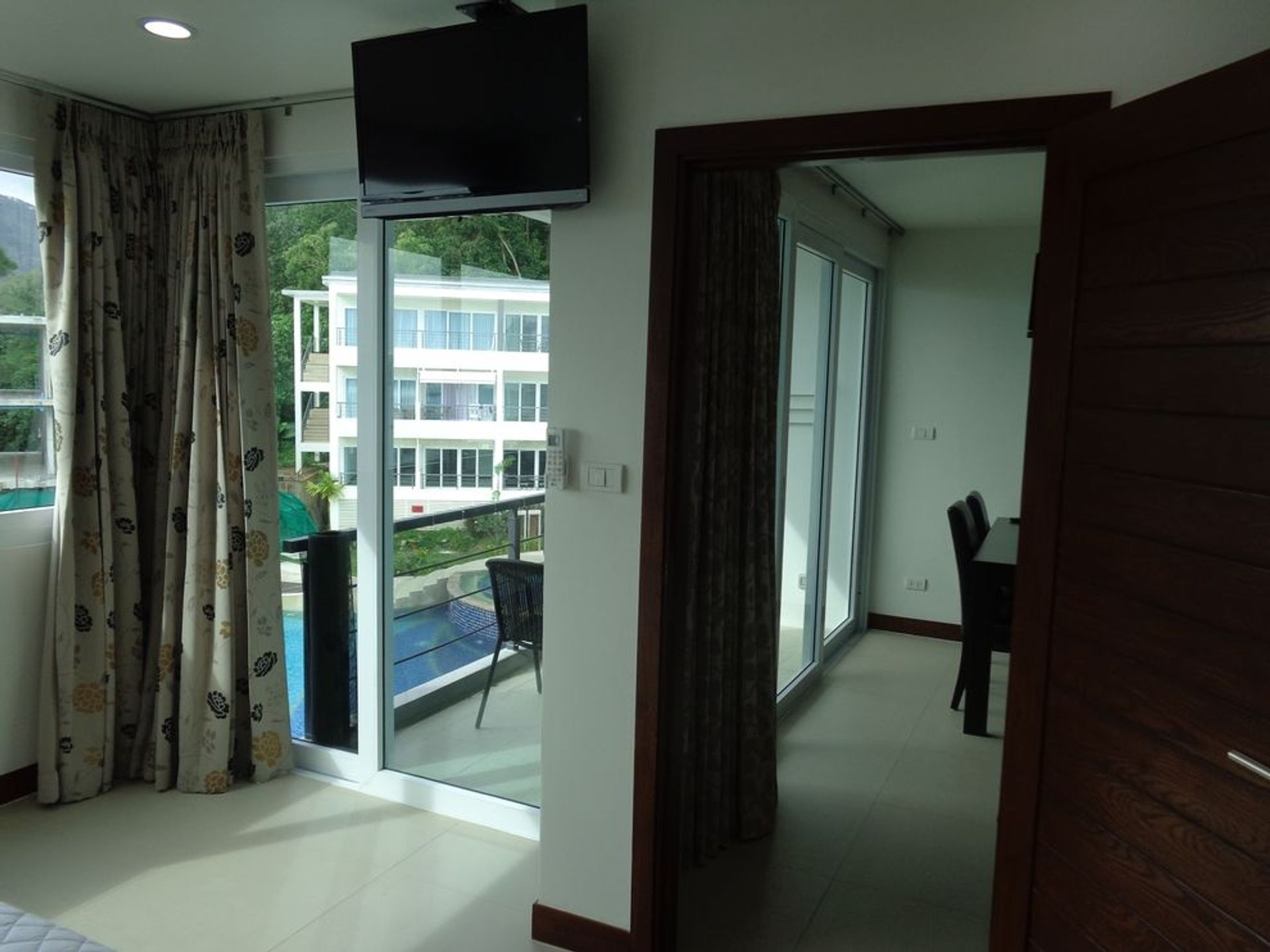 Condominio nel Tambon Karon, Chang Wat Phuket 10760247