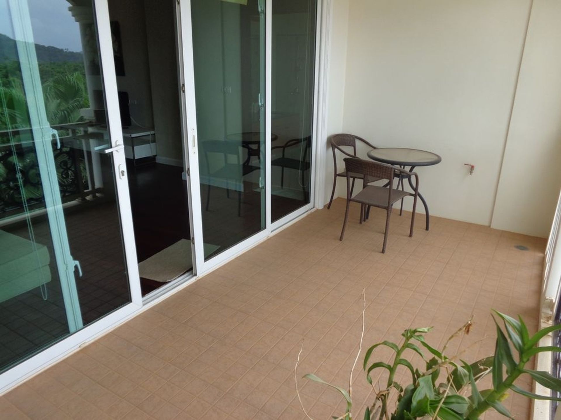 Condominium dans Tambon Kathu, Chang Wat Phuket 10760248