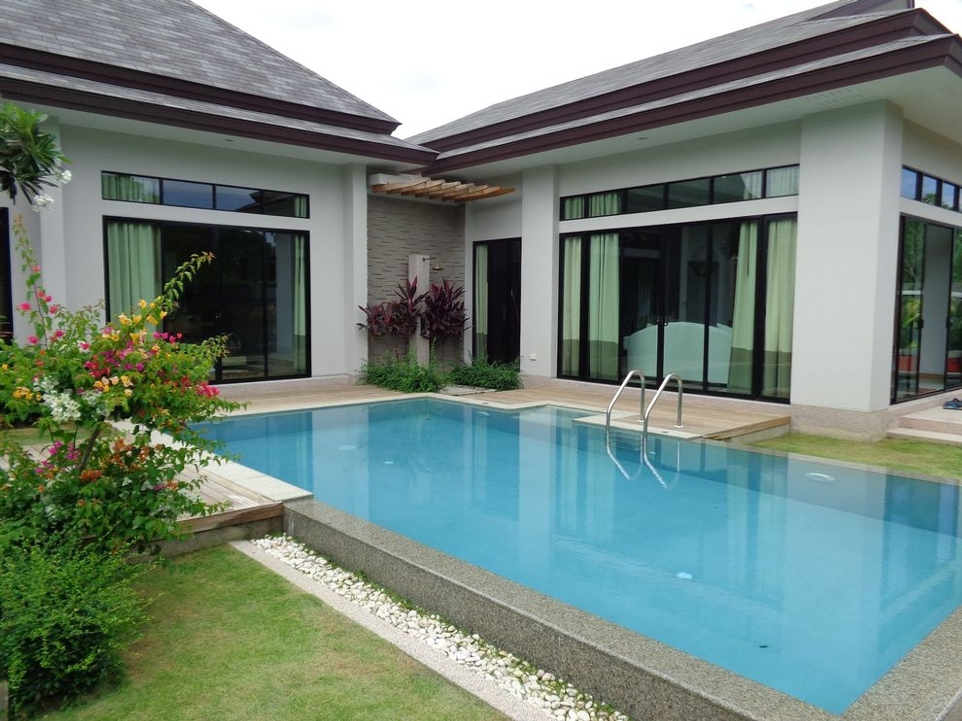 Hus i Forbyd Don, Phuket 10760267