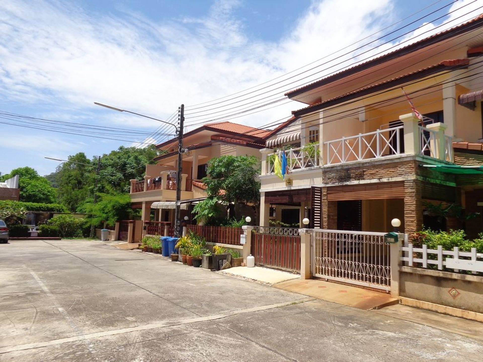 Huis in Ban Kata, Phuket 10760277