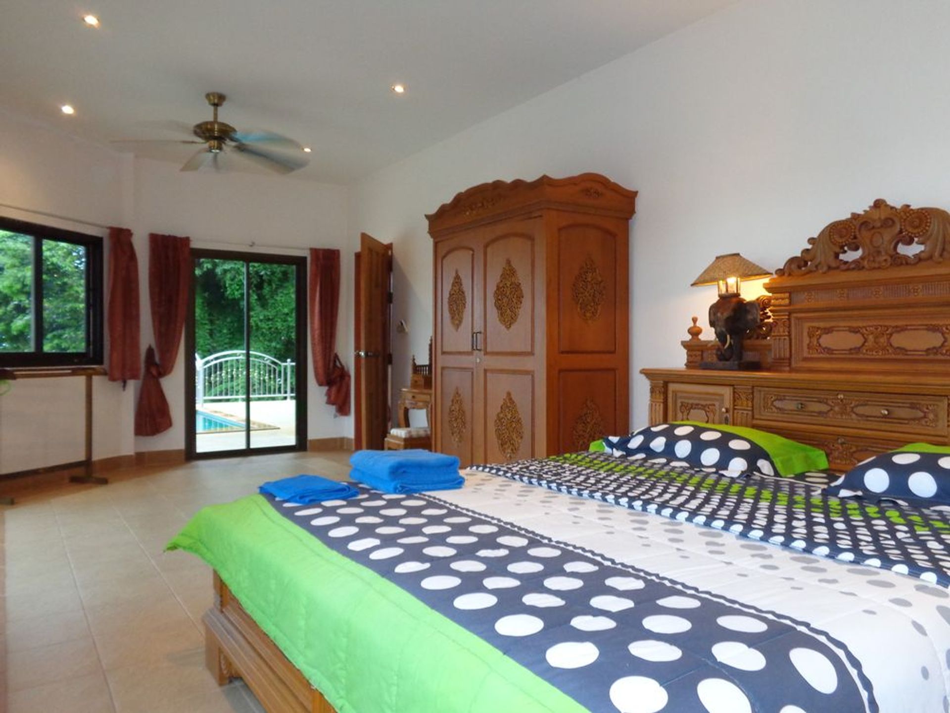 Casa nel Tambon Karon, Chang Wat Phuket 10760284