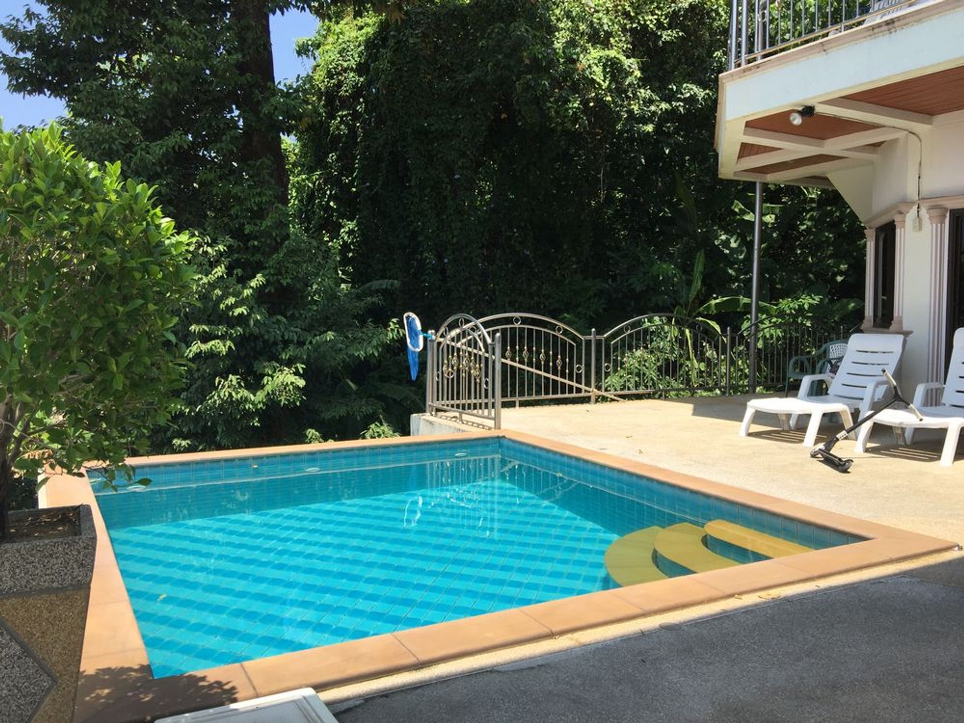 Casa nel Tambon Karon, Chang Wat Phuket 10760284