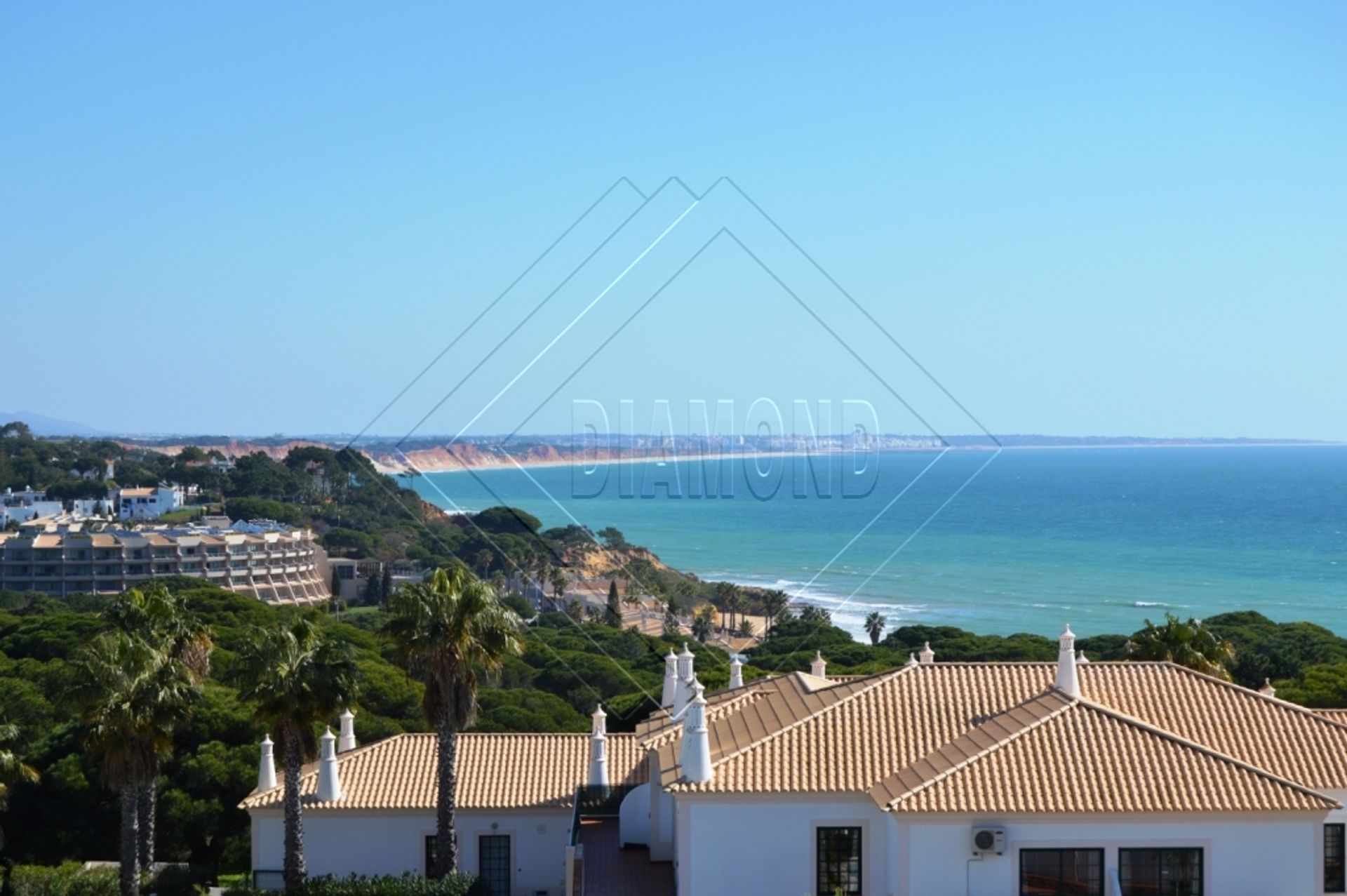 सम्मिलित में Albufeira, Faro District 10760864